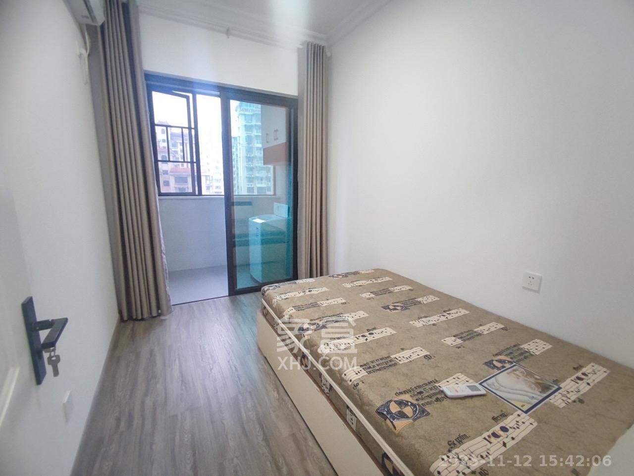 公园9号大都会  2室2厅1卫    2800.0元/月室内图