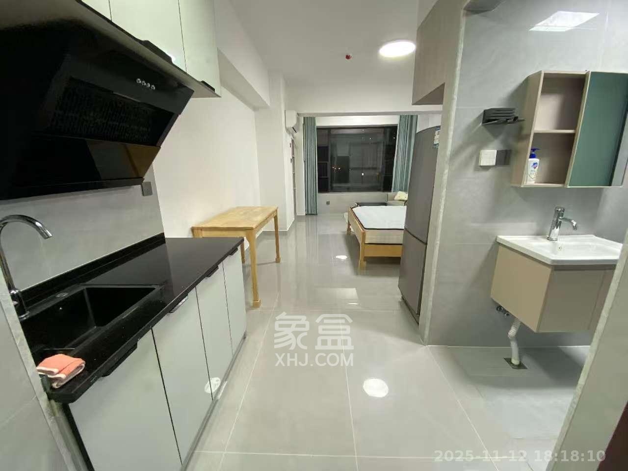 友兴家园 1室0厅0卫 1560.0元/月 友兴家园 1室0厅0卫 1560.0元/月室内图