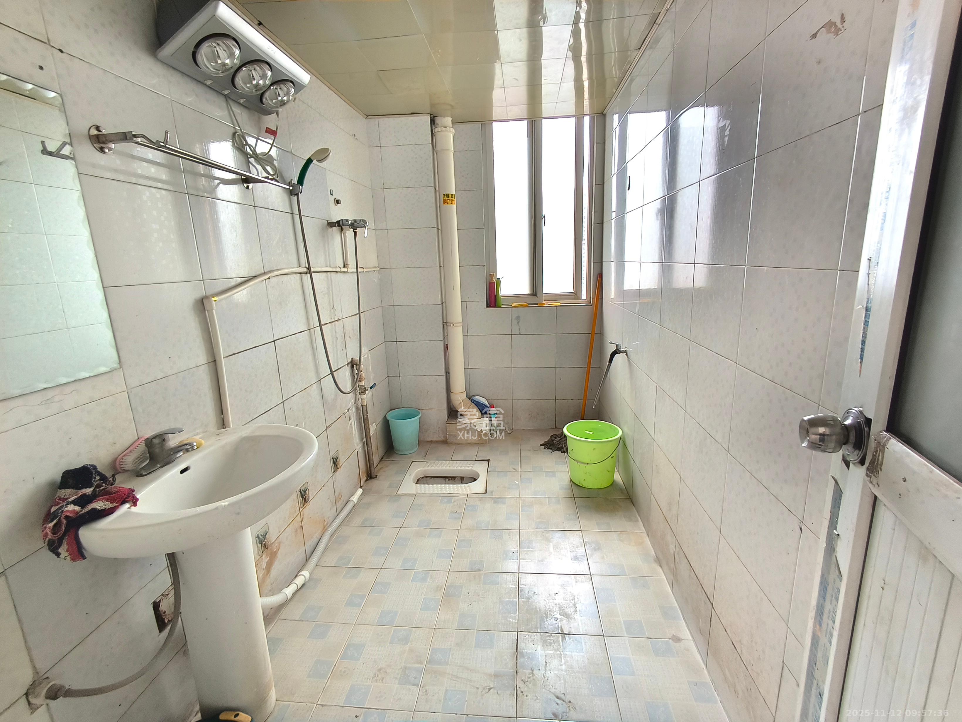 星城国际 3室2厅2卫 1500.0元/月 星城国际 3室2厅2卫 1500.0元/月室内图