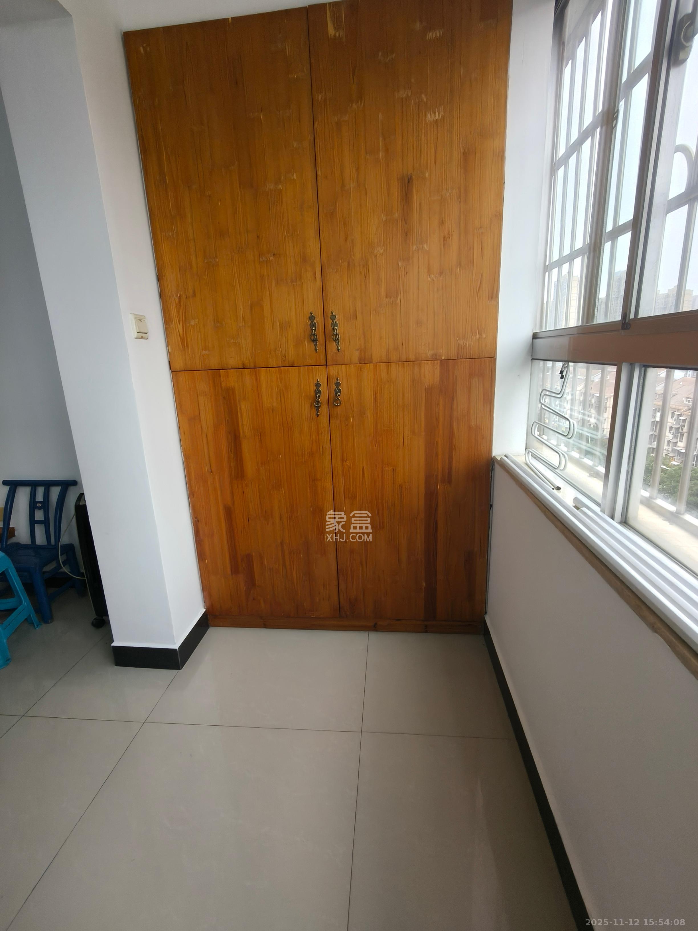 上河国际B座  1室2厅2卫    2200.0元/月室内图