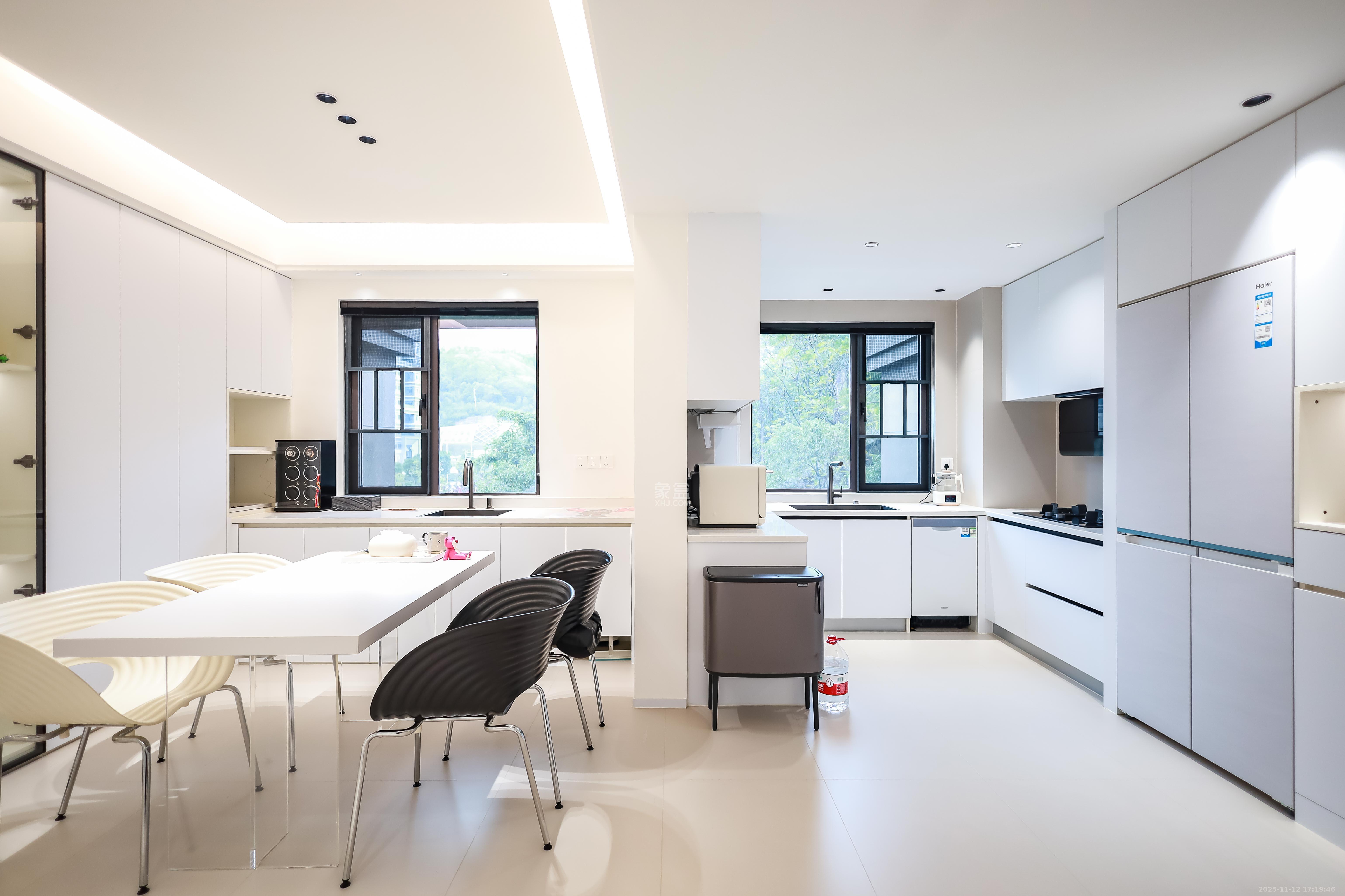 通号岭绣苑 3室2厅1卫 86.6万 通号岭绣苑 3室2厅1卫 86.6万厨房