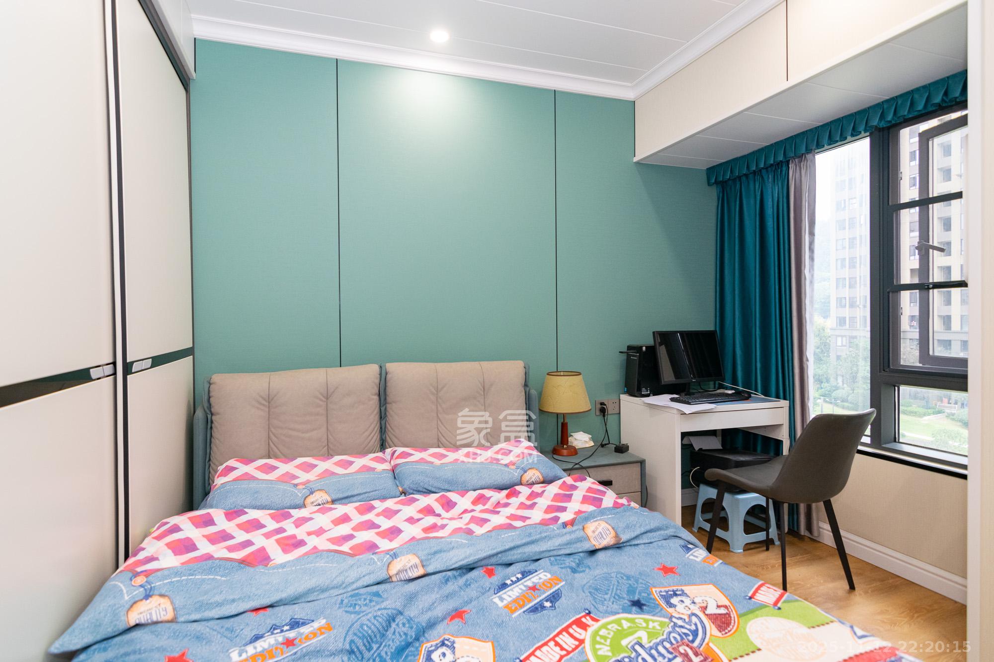 金地三千府(金地湖山樾、金地自在城) 4室3厅3卫 92.0万 金地三千府(金地湖山樾、金地自在城) 4室3厅3卫 92.0万卧室