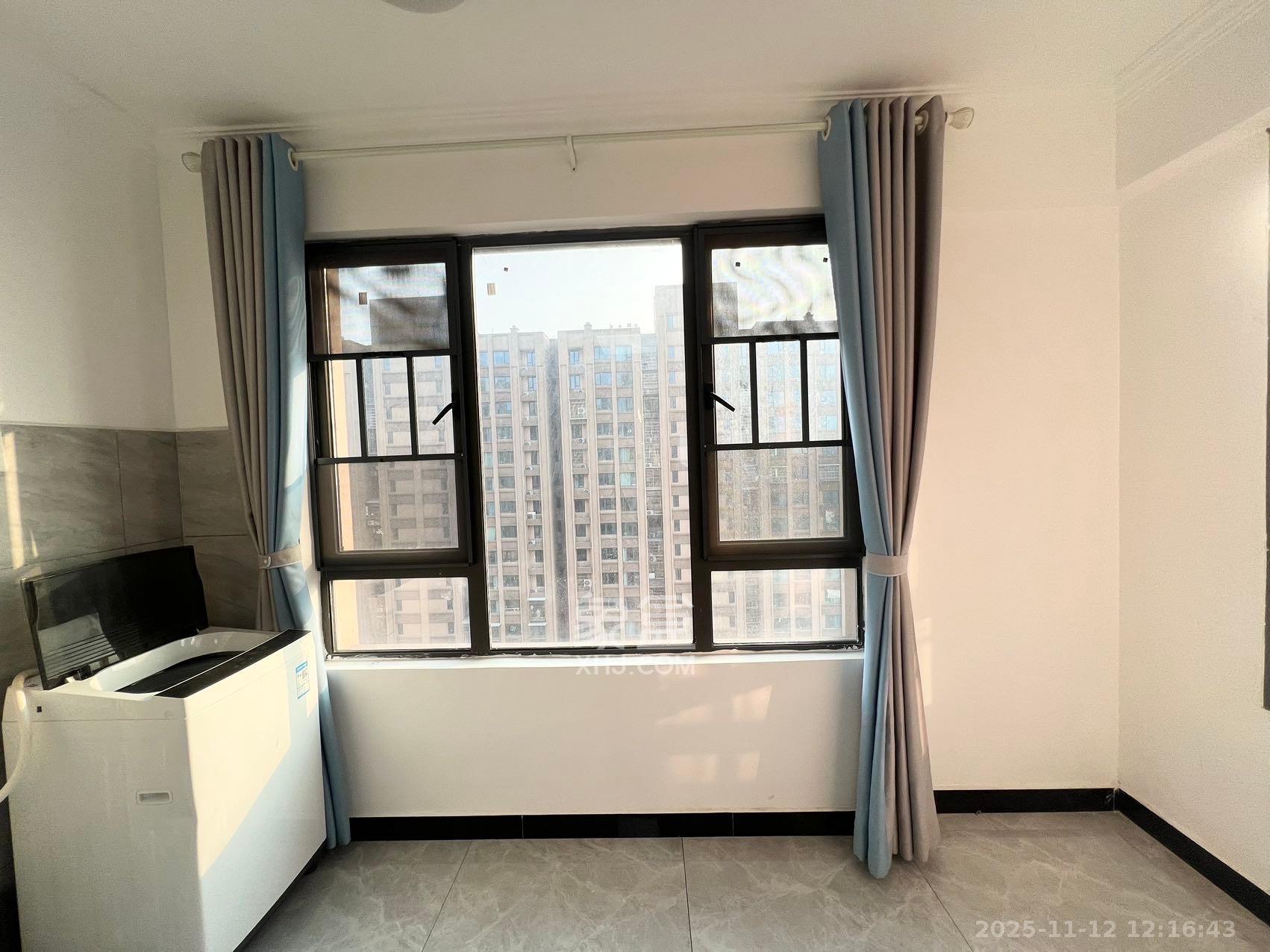 东合新苑  2室2厅1卫    2000.0元/月室内图