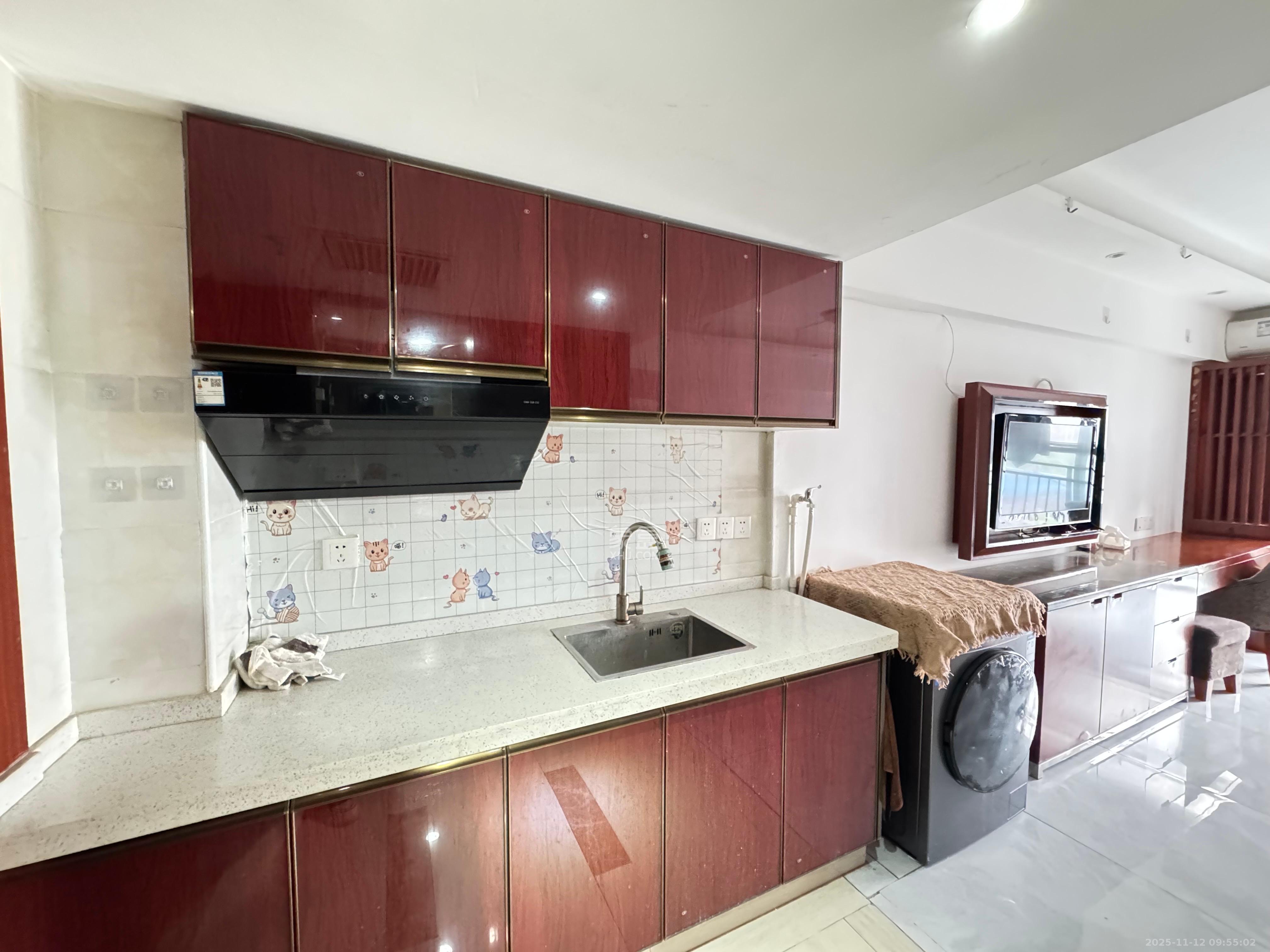 山水华景  1室1厅1卫    1200.0元/月室内图