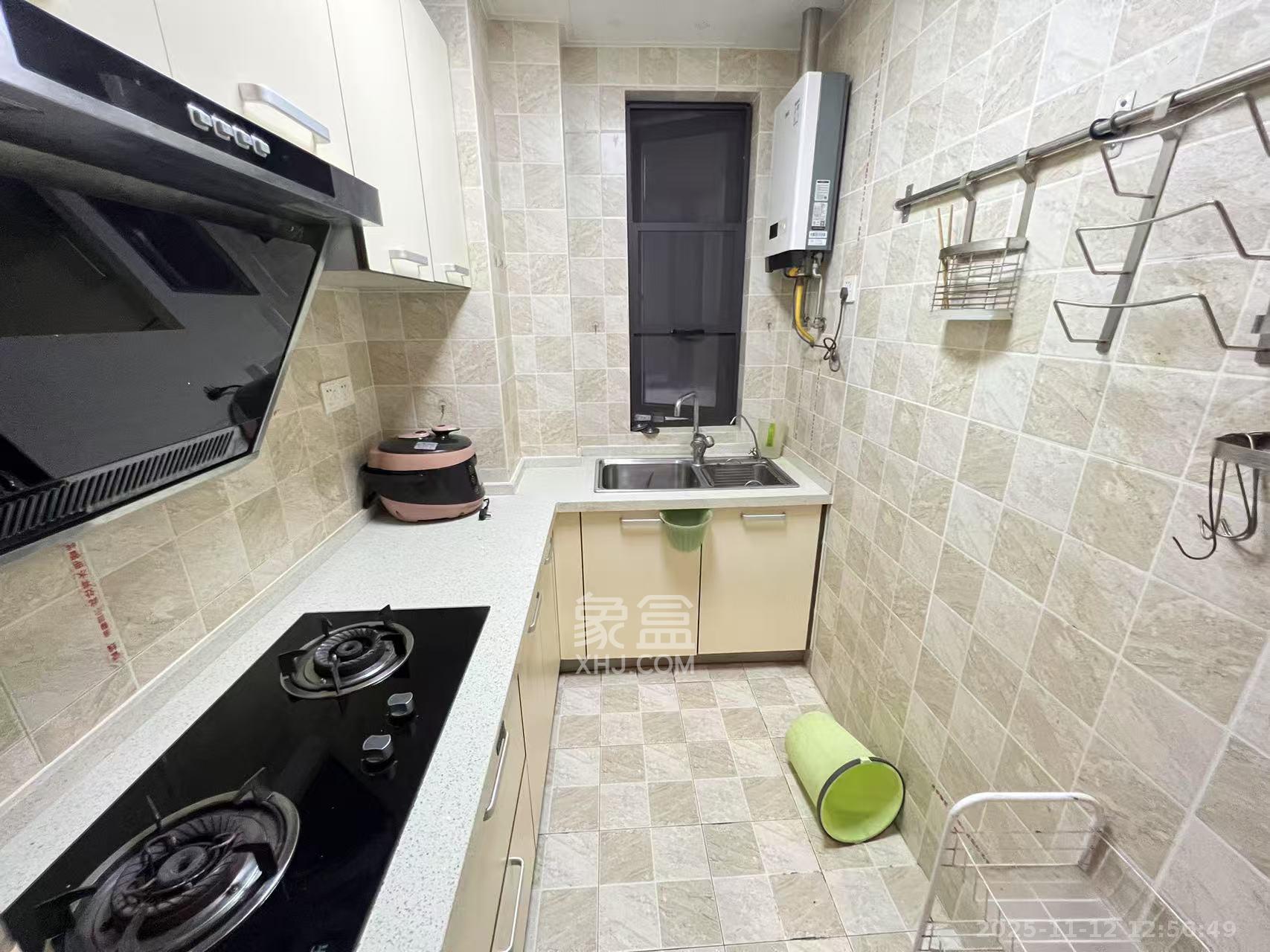 合能洋湖公馆  3室2厅1卫    2500.0元/月室内图