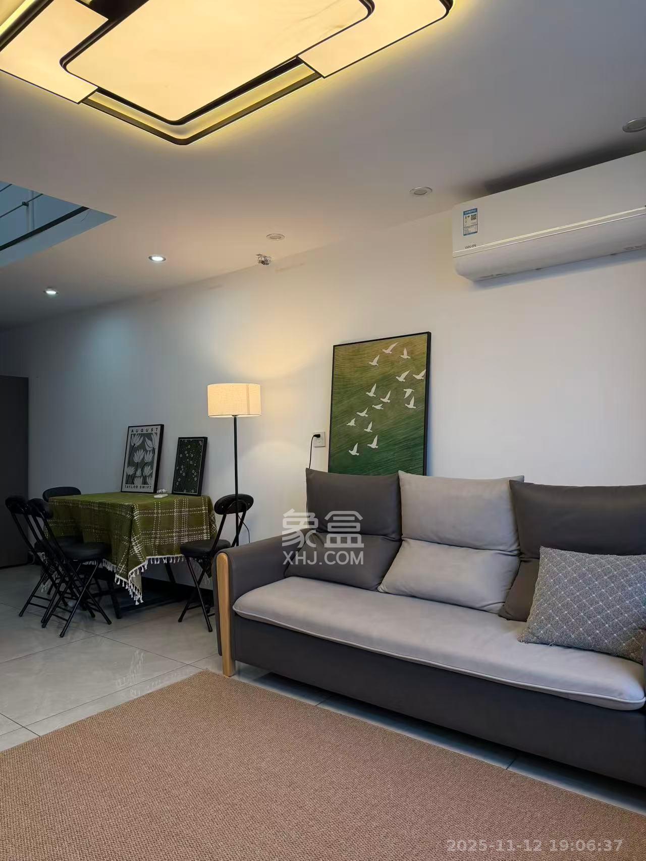 新城悦隽  2室1厅1卫    1800.0元/月室内图