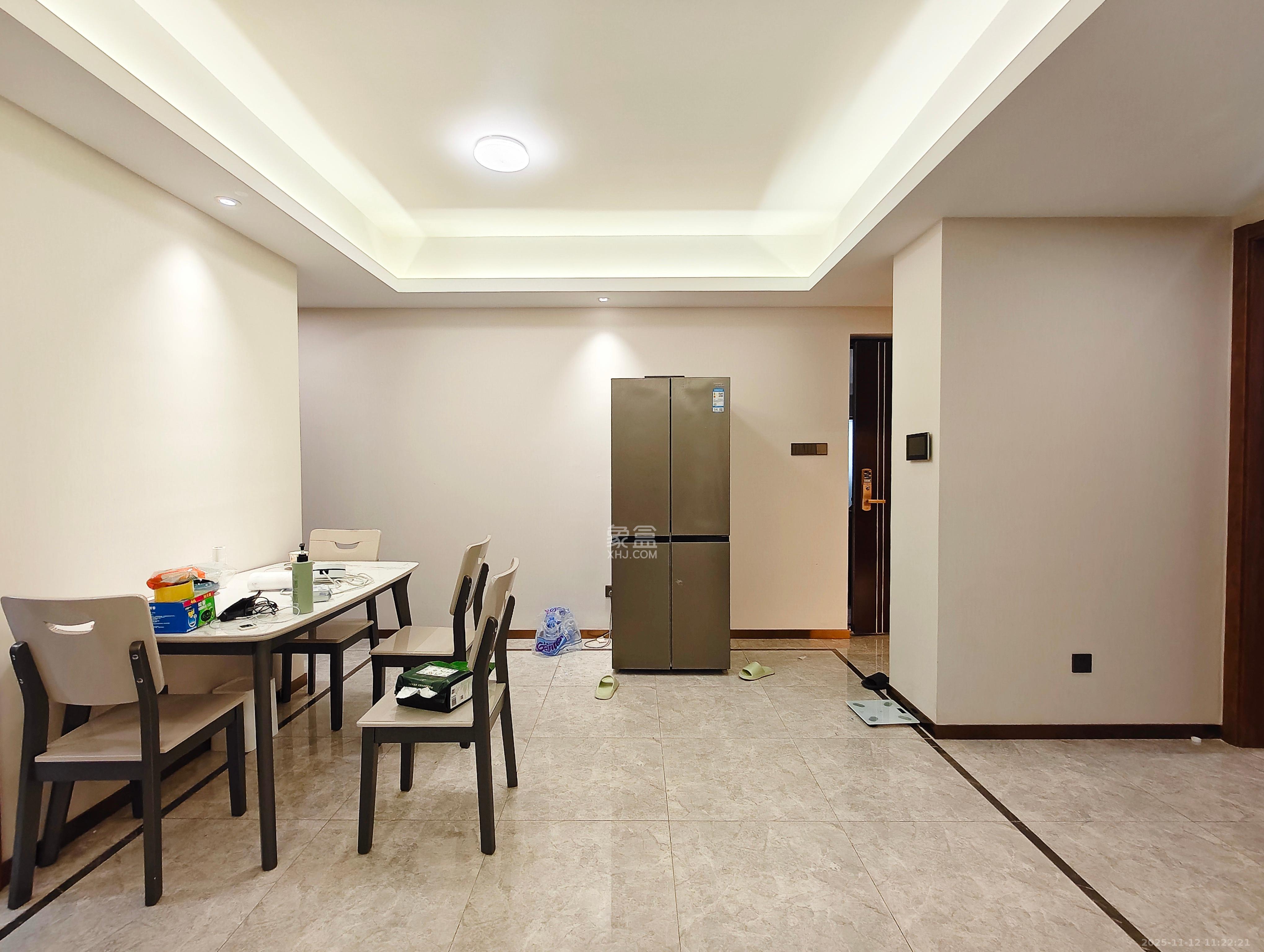 梅溪悦章  3室2厅2卫    3200.0元/月室内图