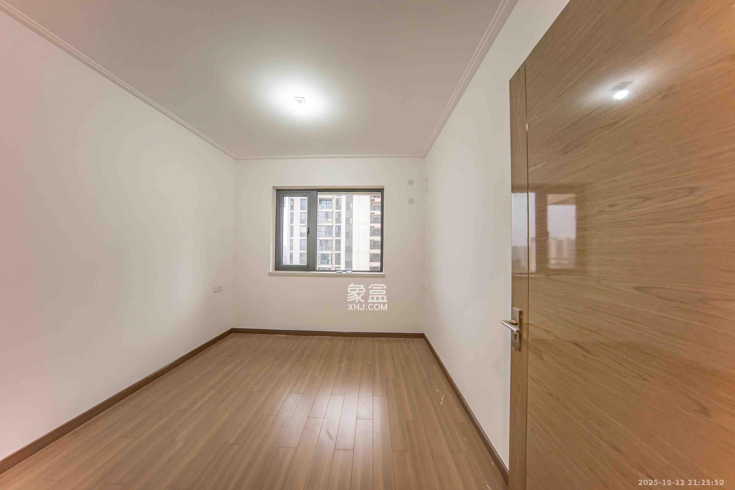 保利天汇  3室2厅2卫    3000.0元/月室内图