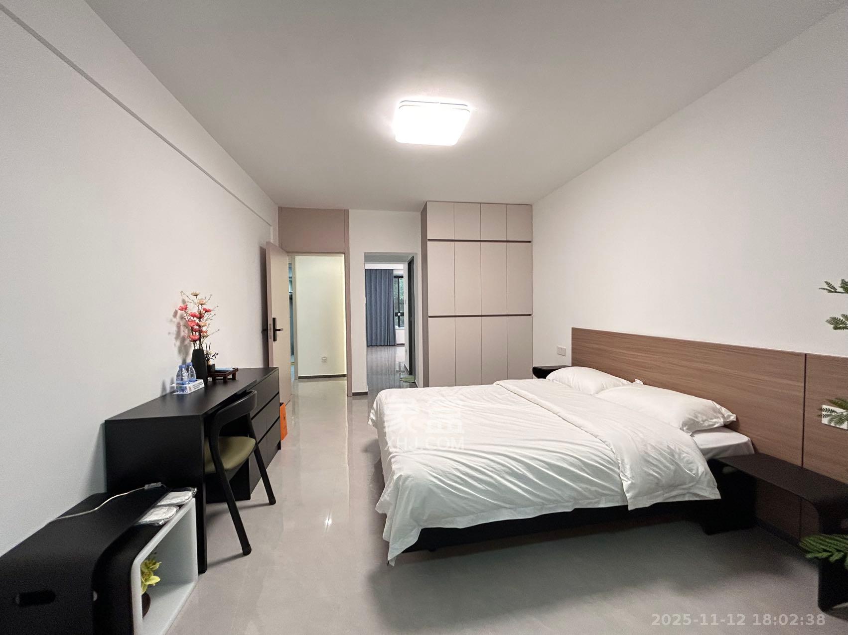 福乐名园  3室1厅2卫    7000.0元/月室内图