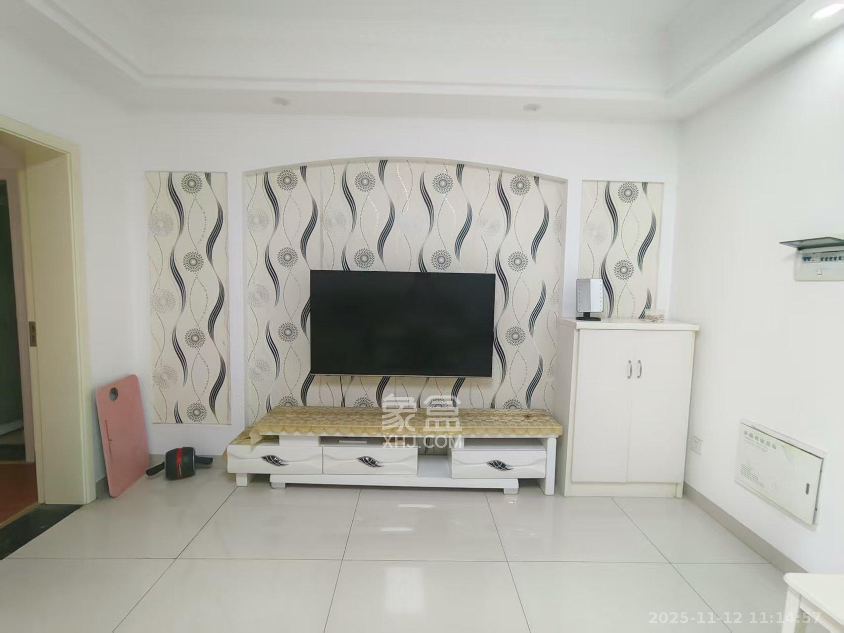 洛口渔香  2室2厅2卫    1000.0元/月室内图