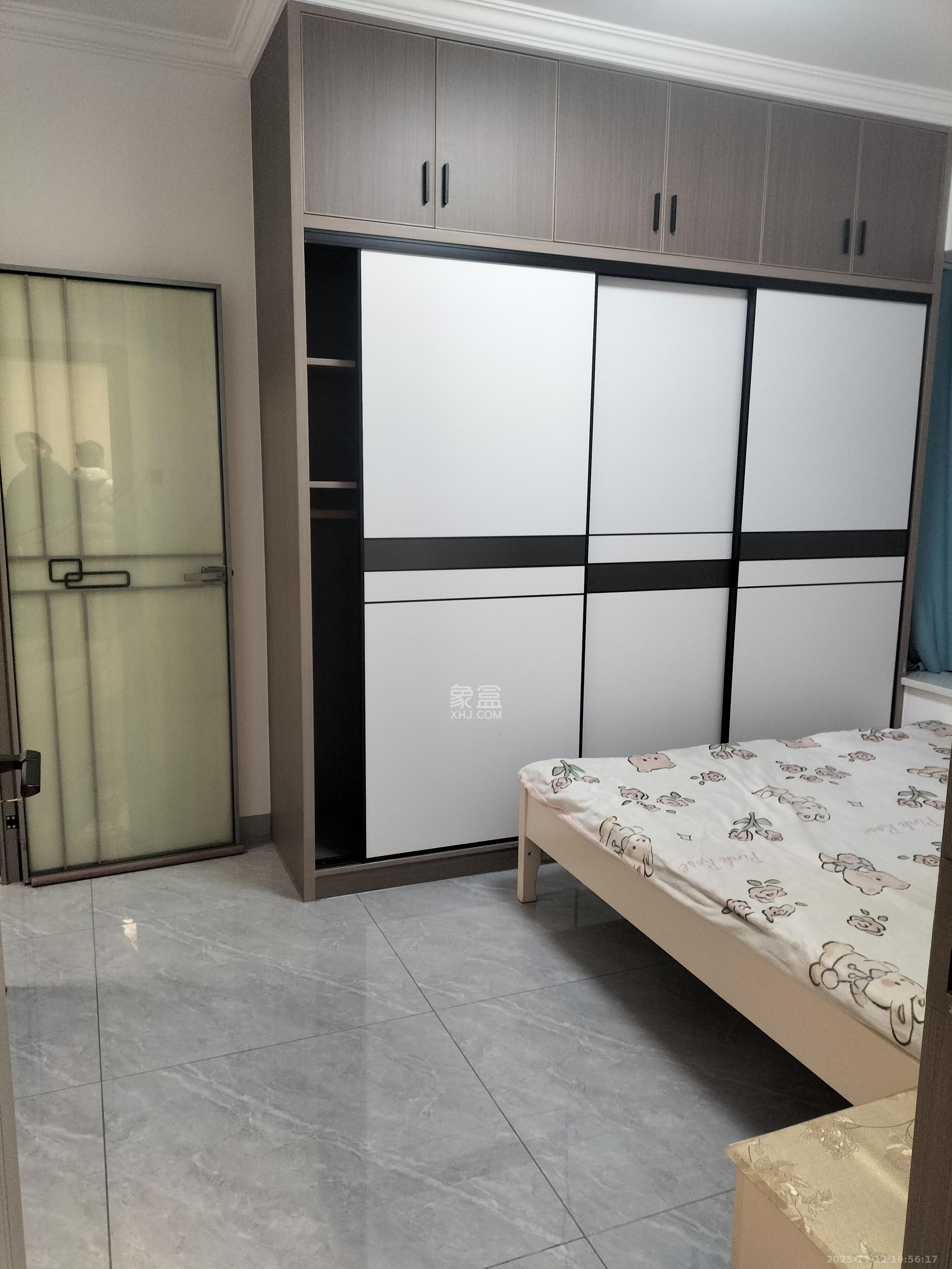 和润园三期  1室1厅1卫    1700.0元/月室内图