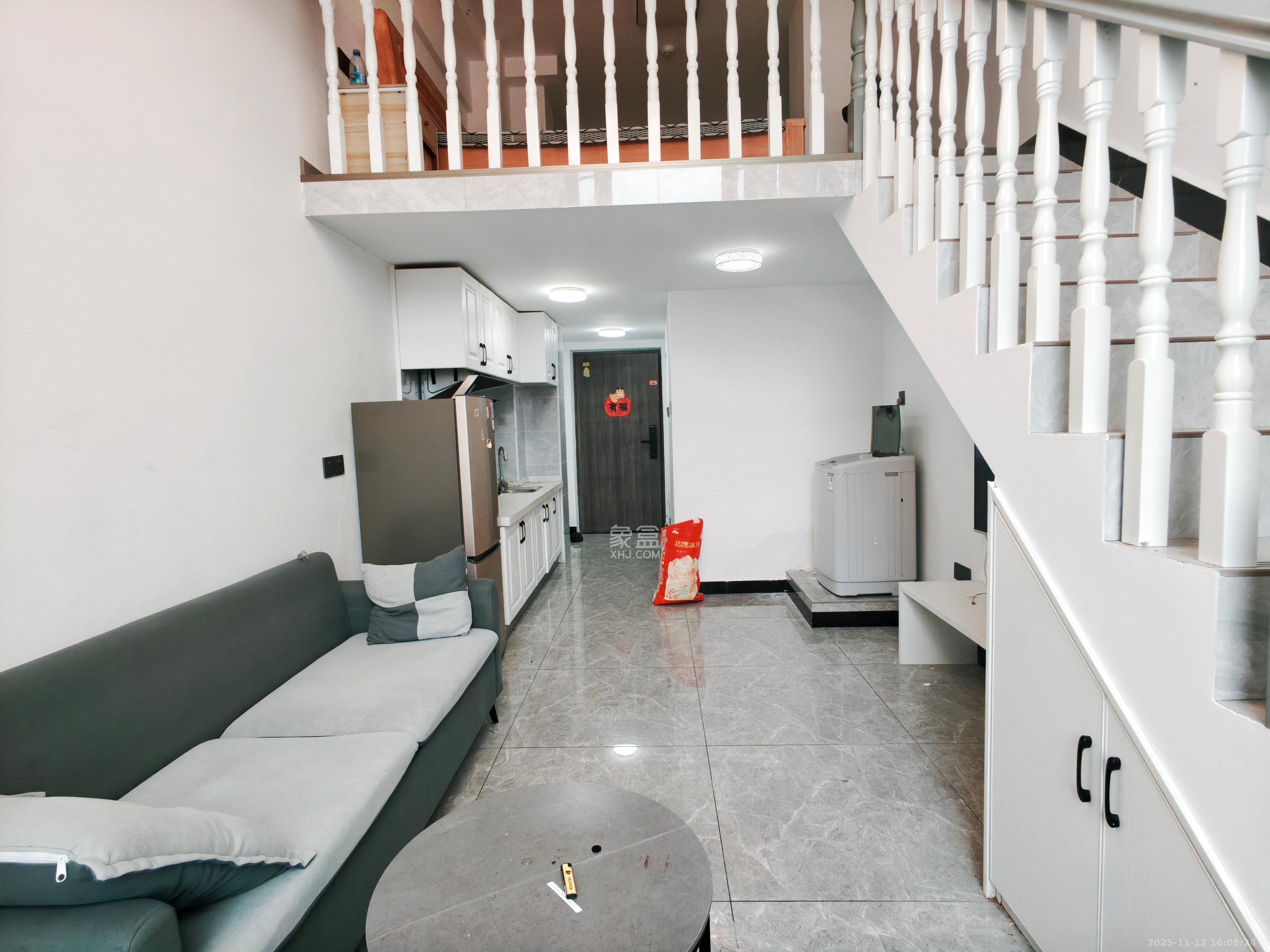 龙湖湘江星座（祺鑫星座公寓）  1室1厅1卫    1600.0元/月室内图