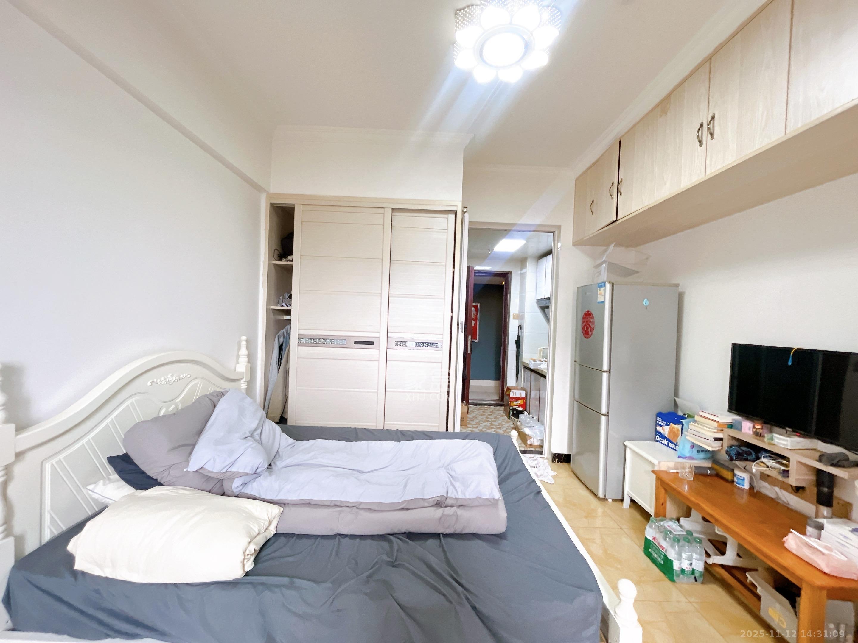 英祥春天  1室1厅1卫    1300.0元/月