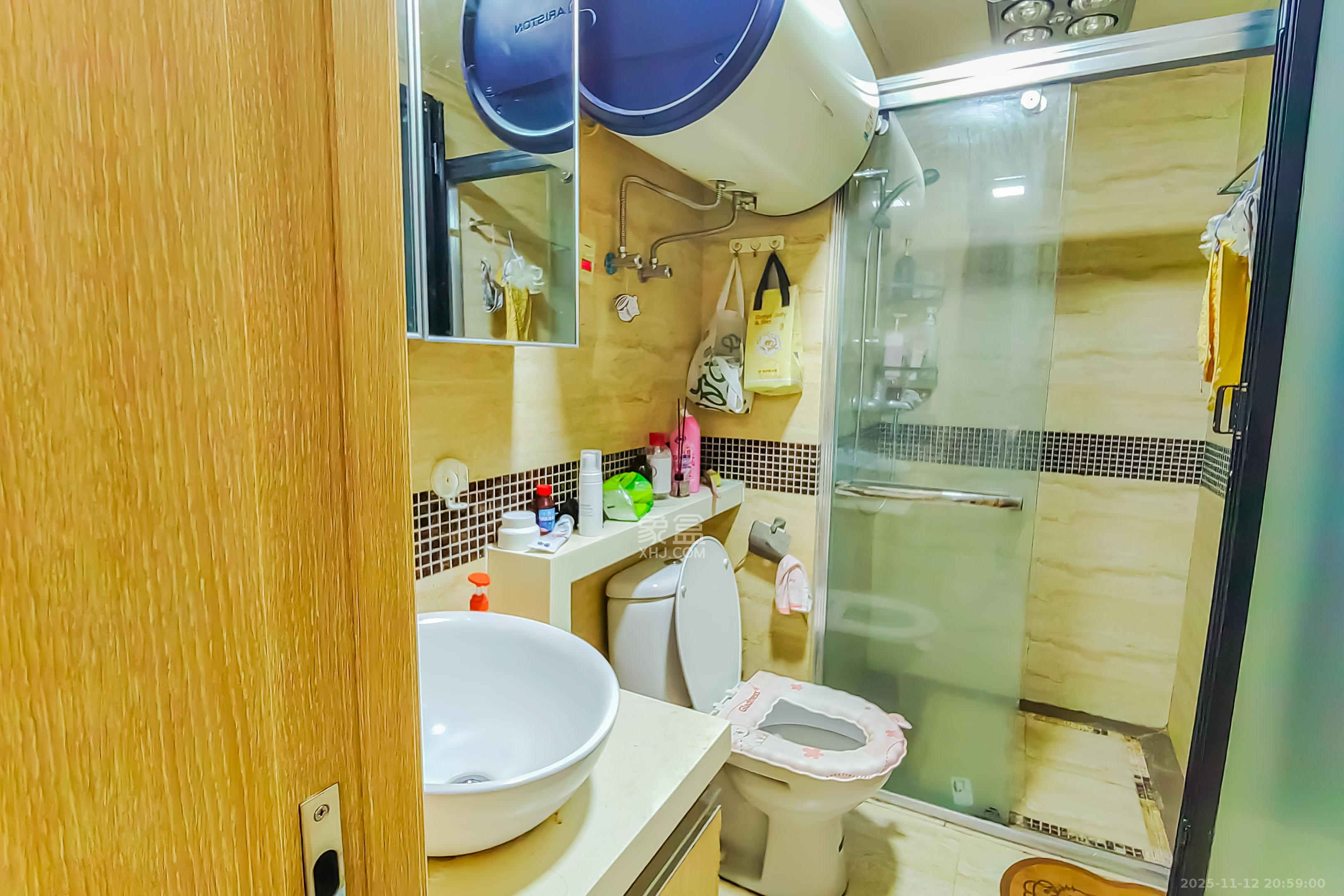 万科金域华府一期  2室1厅1卫    59.0万其他