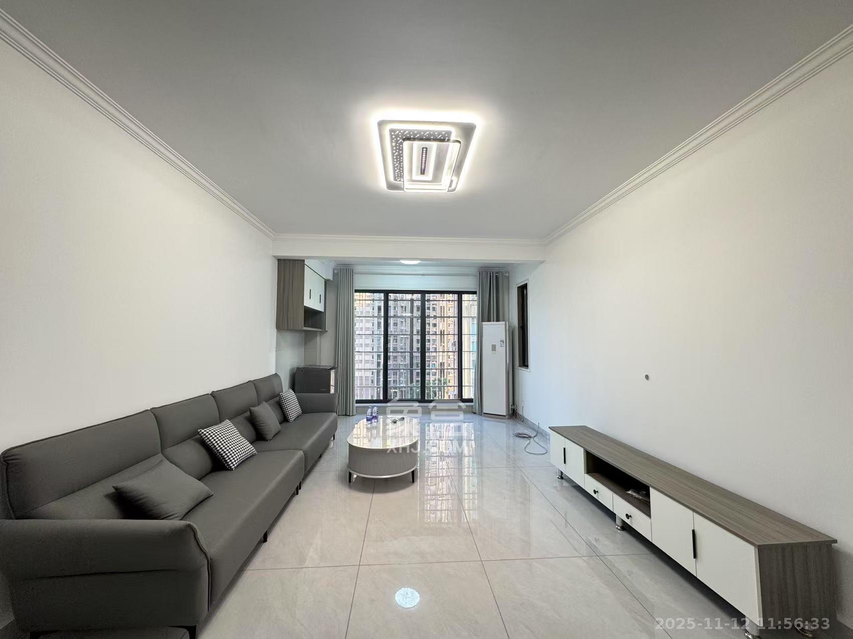 东宜新园 3室2厅2卫 2800.0元/月 东宜新园 3室2厅2卫 2800.0元/月室内图