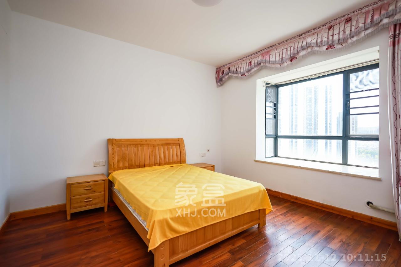 莱茵城 3室2厅1卫 2500.0元/月 莱茵城 3室2厅1卫 2500.0元/月室内图