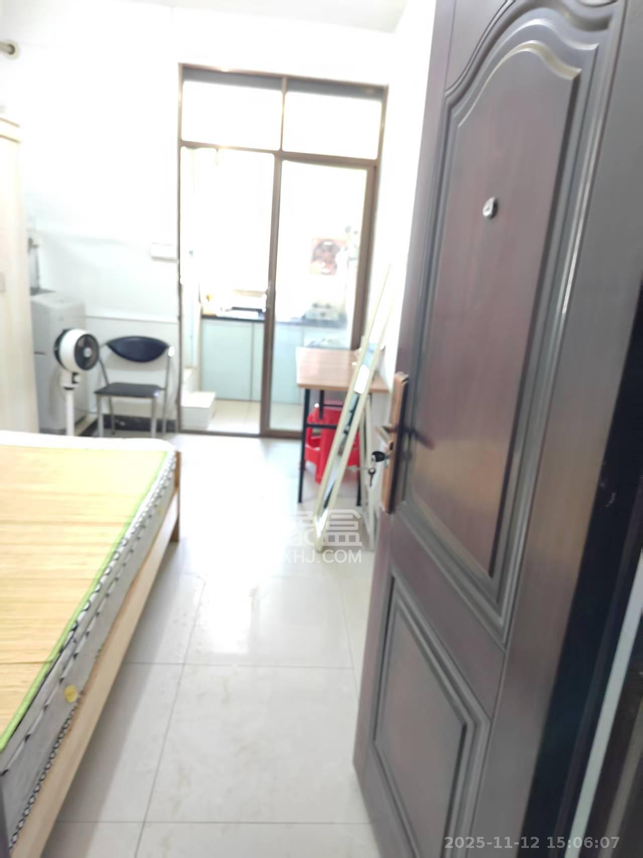 金岭小区  1室1厅1卫    800.0元/月室内图