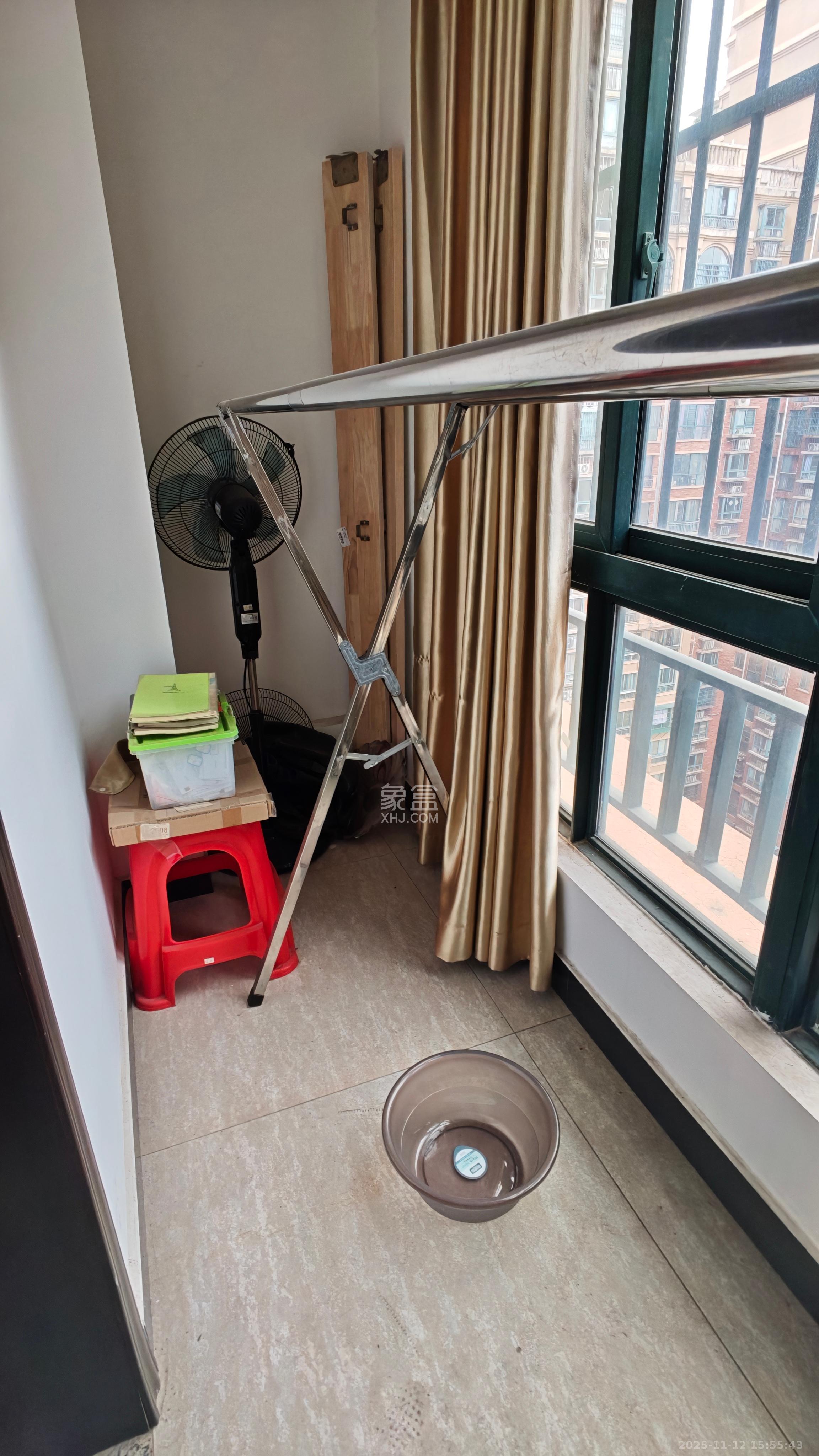 东玺门  3室2厅2卫    3200.0元/月室内图