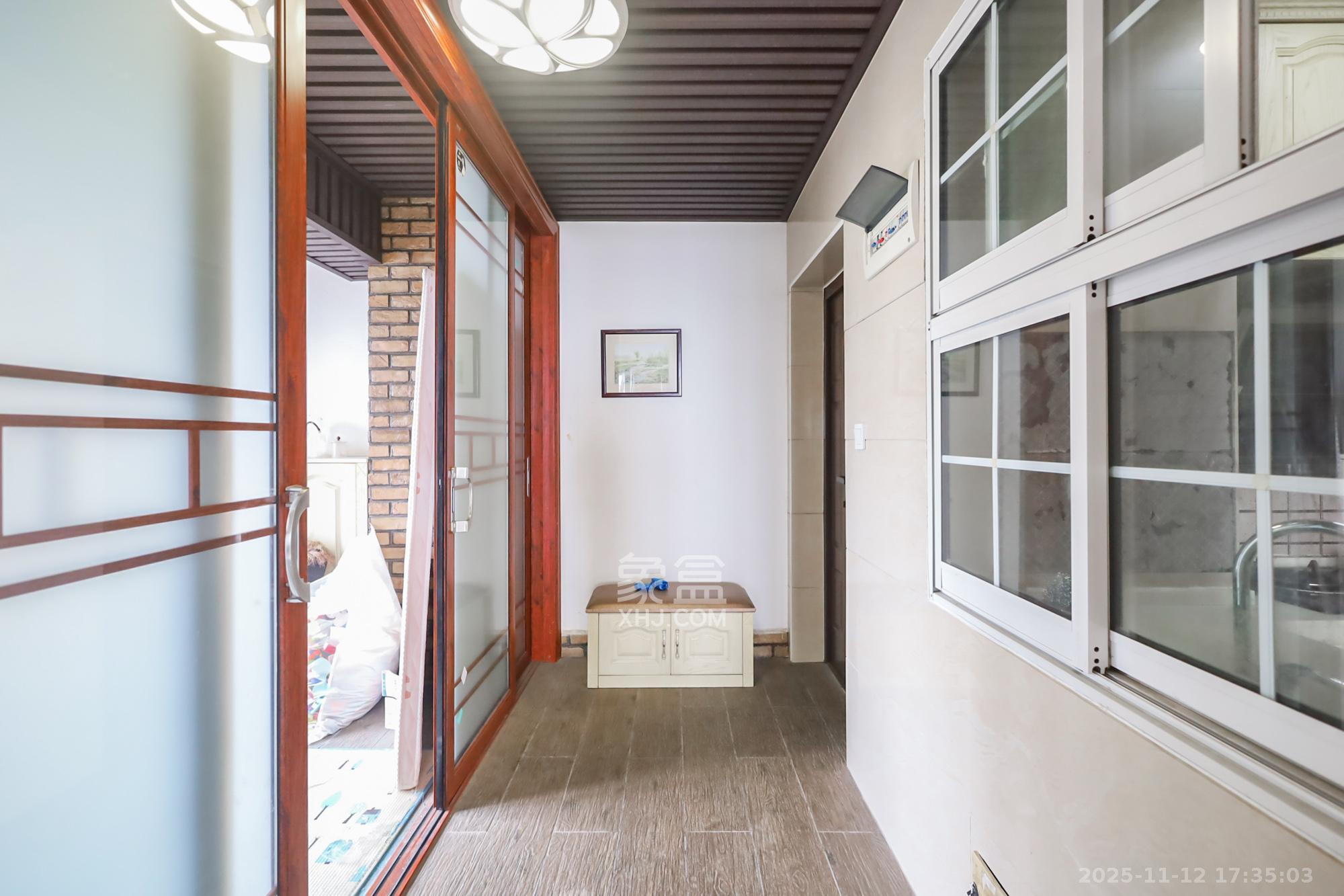 景秀江山 3室2厅1卫 115.0万 景秀江山 3室2厅1卫 115.0万其他