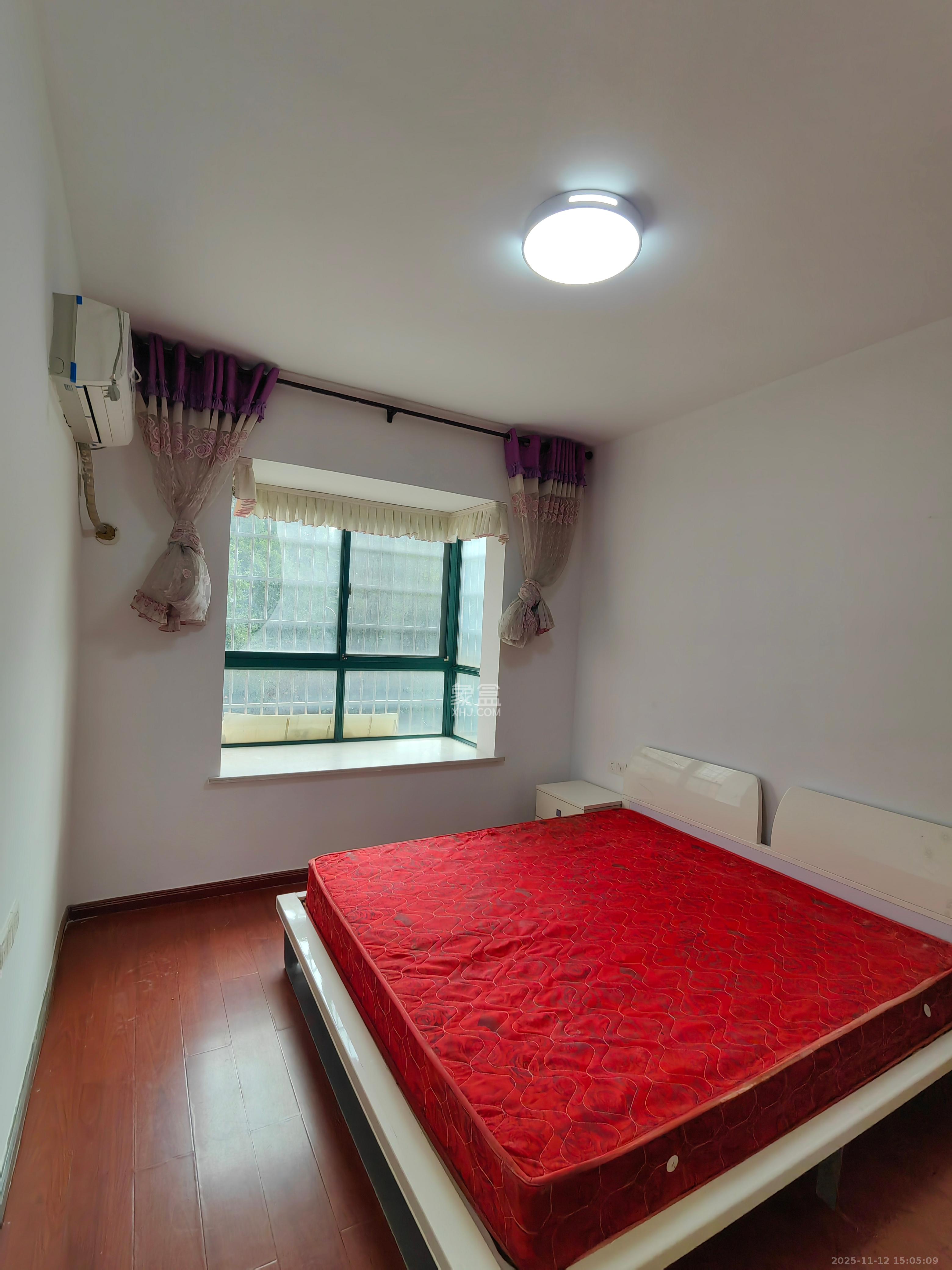 百合湖滨花园  3室2厅1卫    1400.0元/月室内图