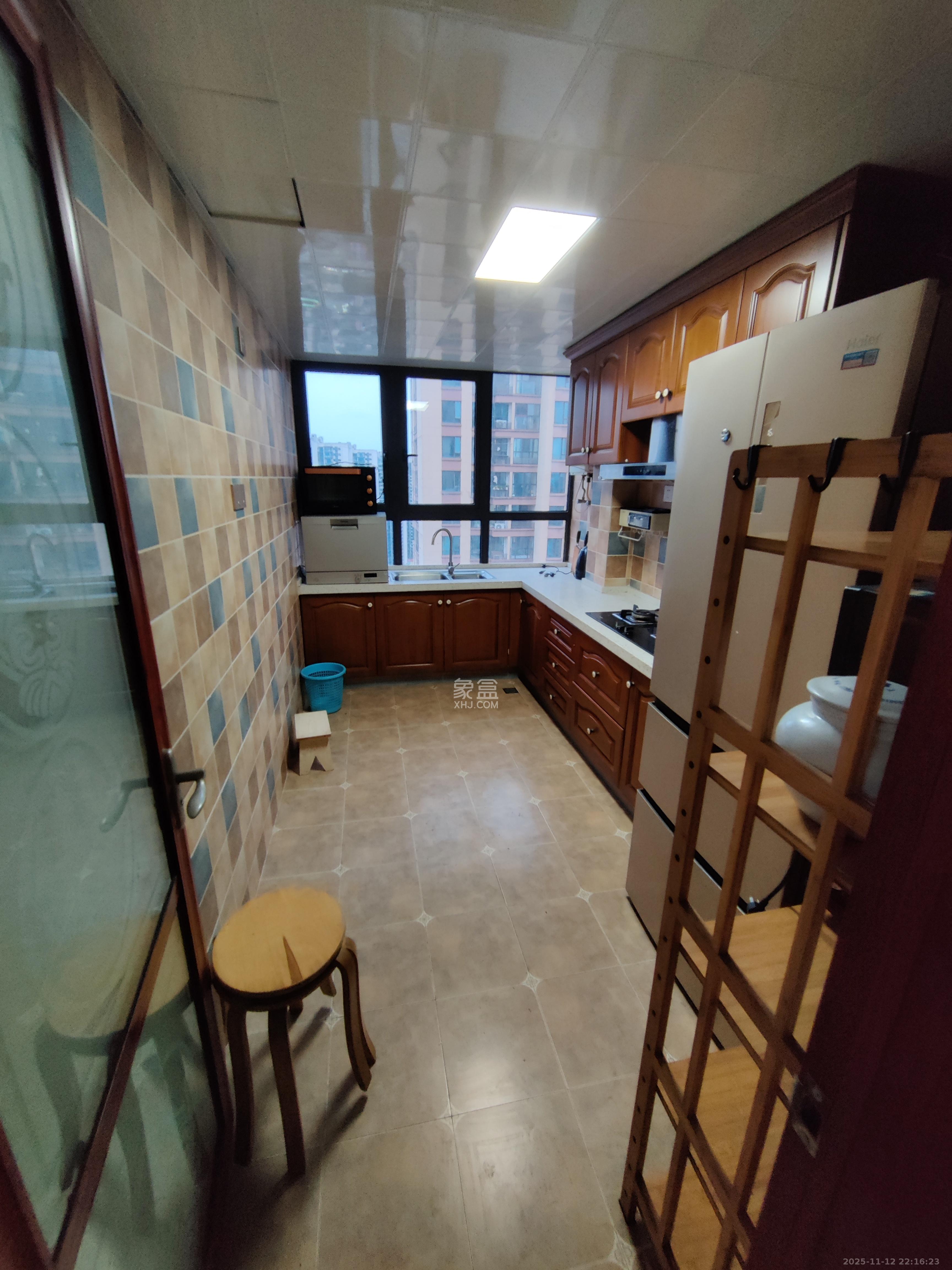 龙湖湘风原著(龙湖湘风星城) 3室2厅1卫 2200.0元/月 龙湖湘风原著(龙湖湘风星城) 3室2厅1卫 2200.0元/月室内图