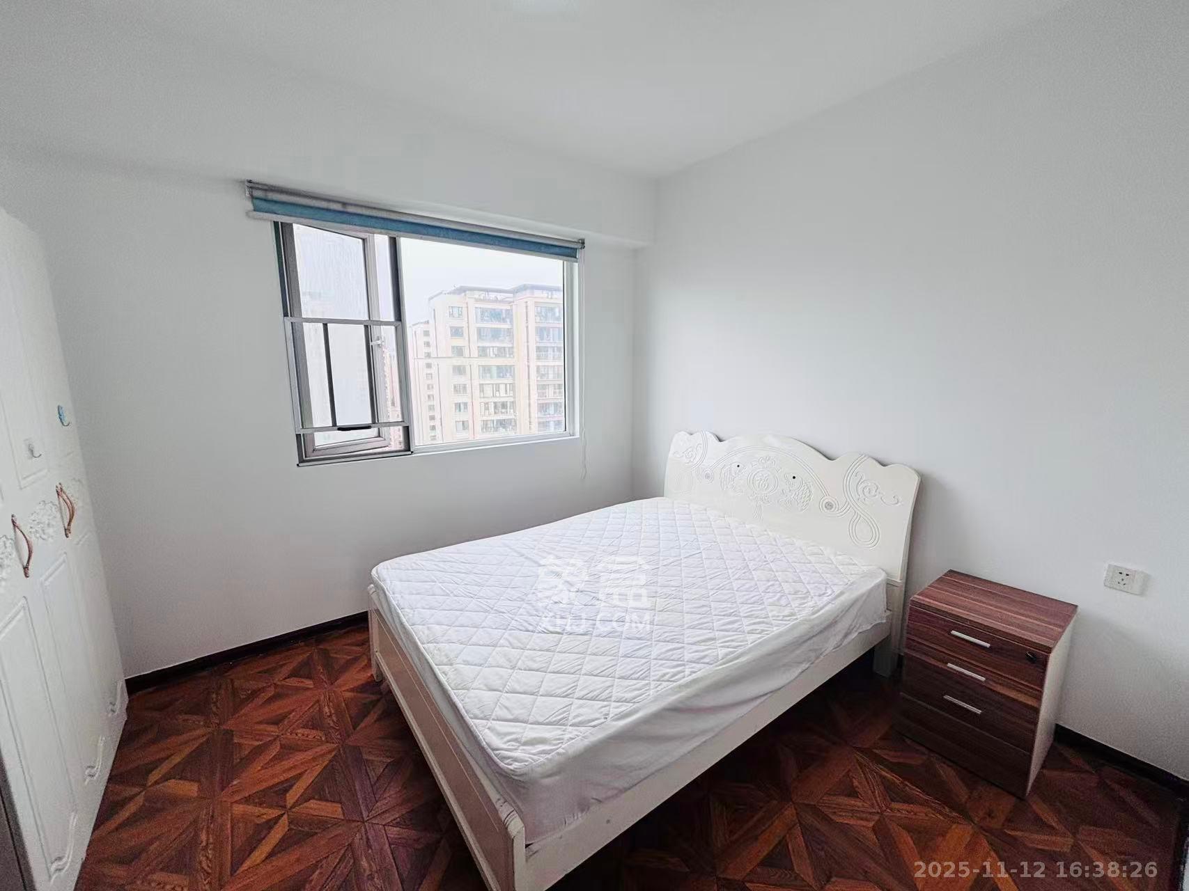 洋湖和园(福联嘉苑) 3室1厅2卫 2300.0元/月 洋湖和园(福联嘉苑) 3室1厅2卫 2300.0元/月室内图