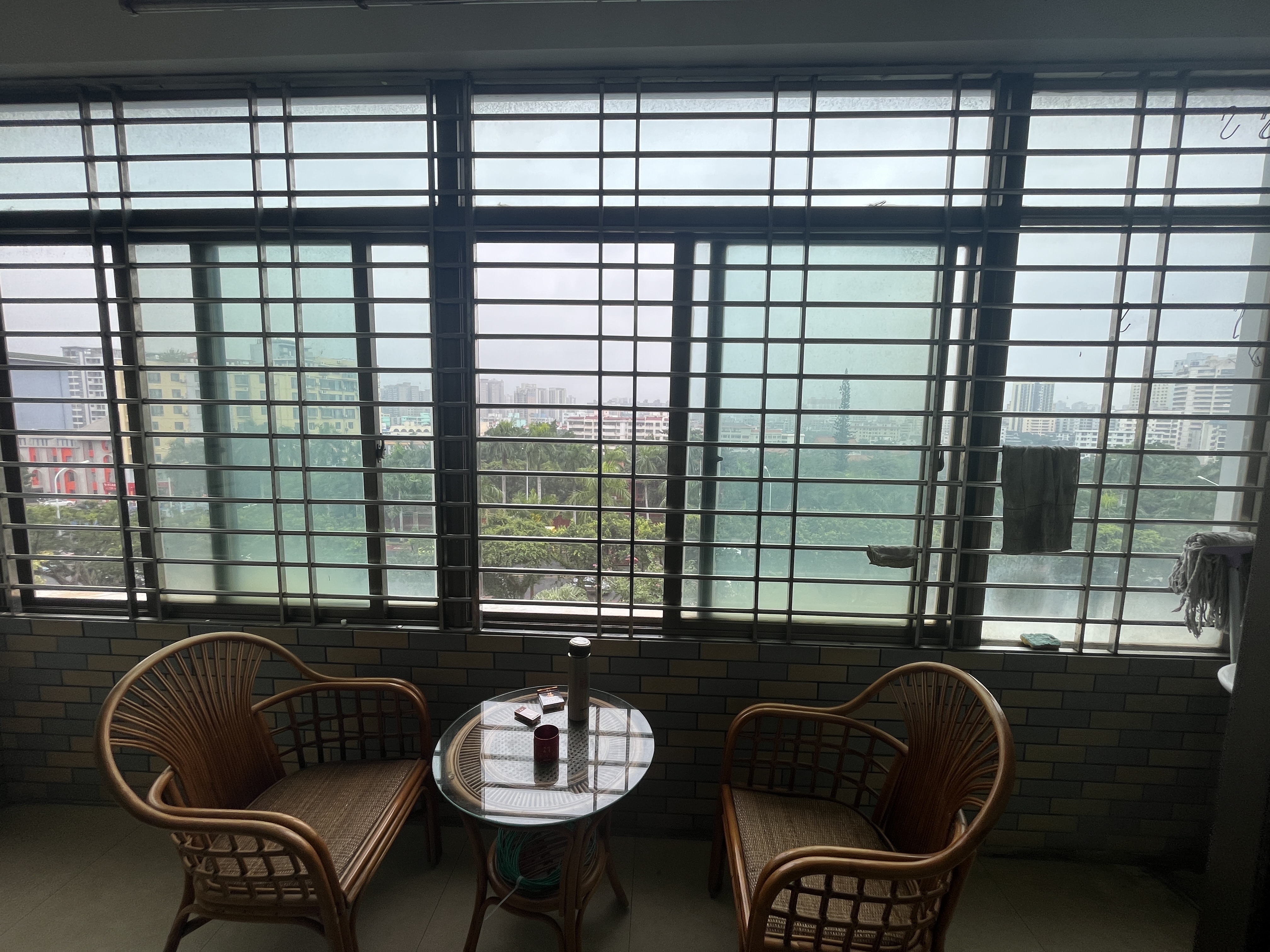 金鹿公寓  4室2厅2卫    3000.0元/月室内图