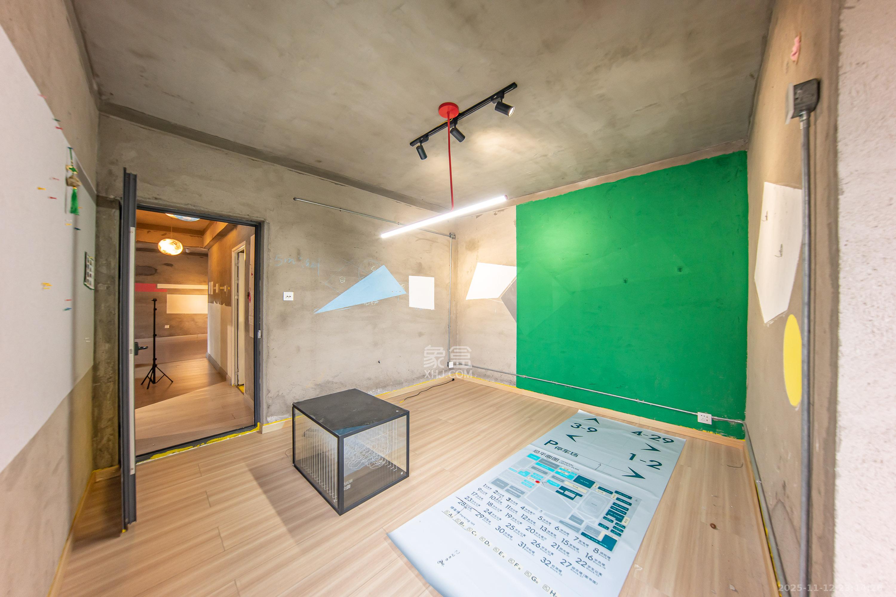 兰亭湾畔  3室2厅1卫    115.0万卧室