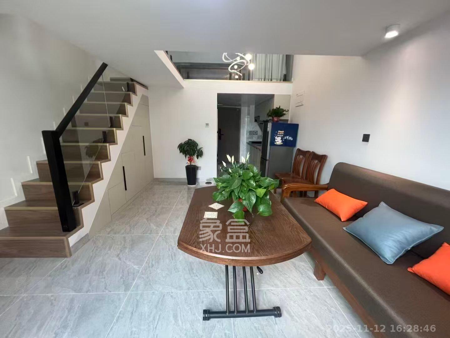 荣盛花语书苑 2室1厅1卫 2000.0元/月 荣盛花语书苑 2室1厅1卫 2000.0元/月室内图