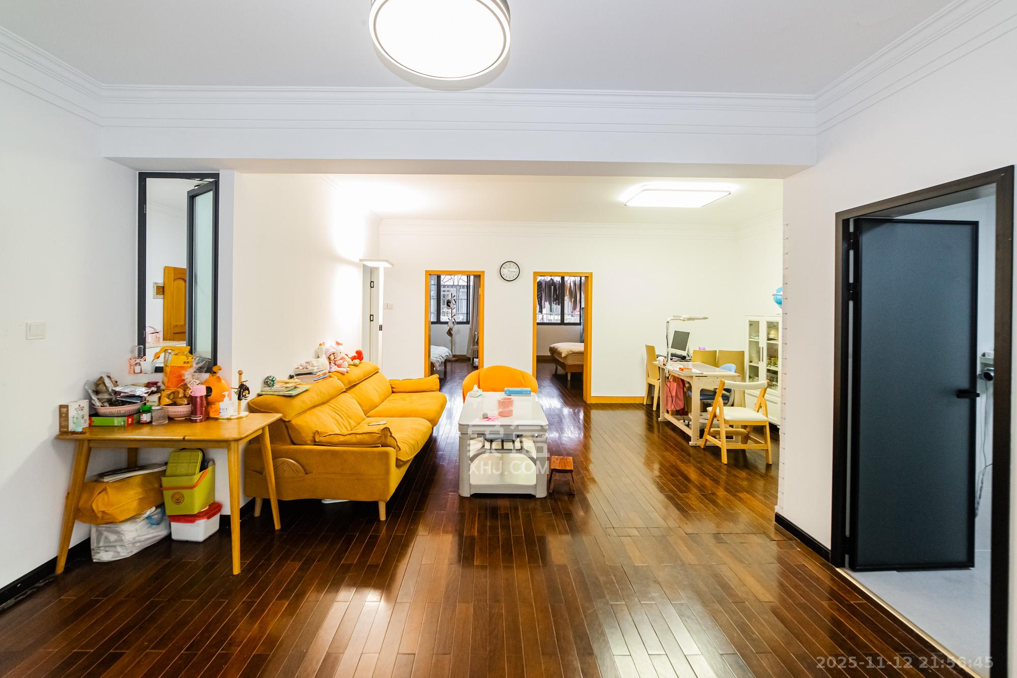 公安局宿舍大院  3室2厅1卫    78.0万