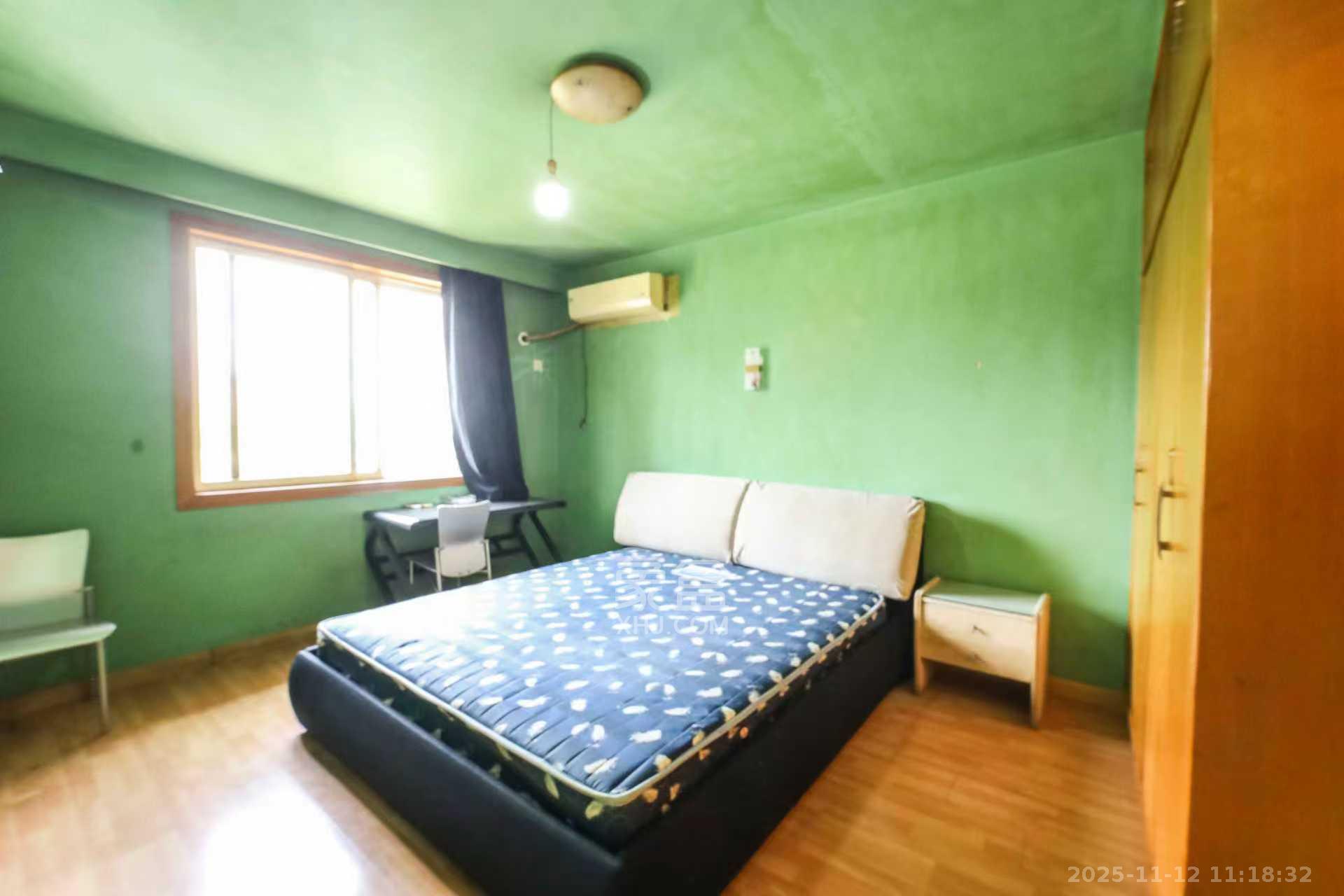 德政园  3室2厅2卫    1800.0元/月室内图