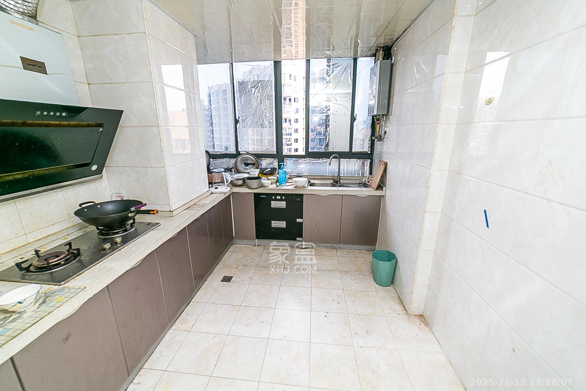 兴威帕克水岸 3室2厅2卫 98.0万 兴威帕克水岸 3室2厅2卫 98.0万其他