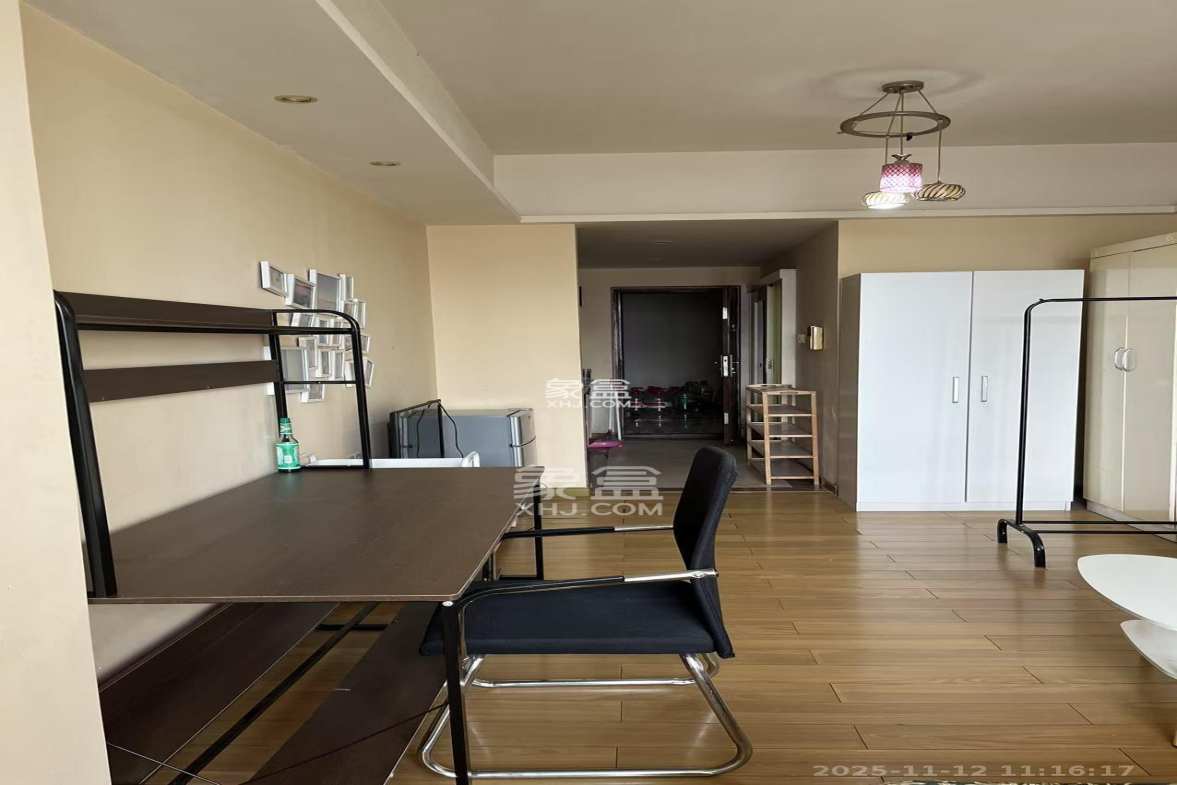 米兰春天 1室1厅1卫 1000.0元/月 米兰春天 1室1厅1卫 1000.0元/月室内图