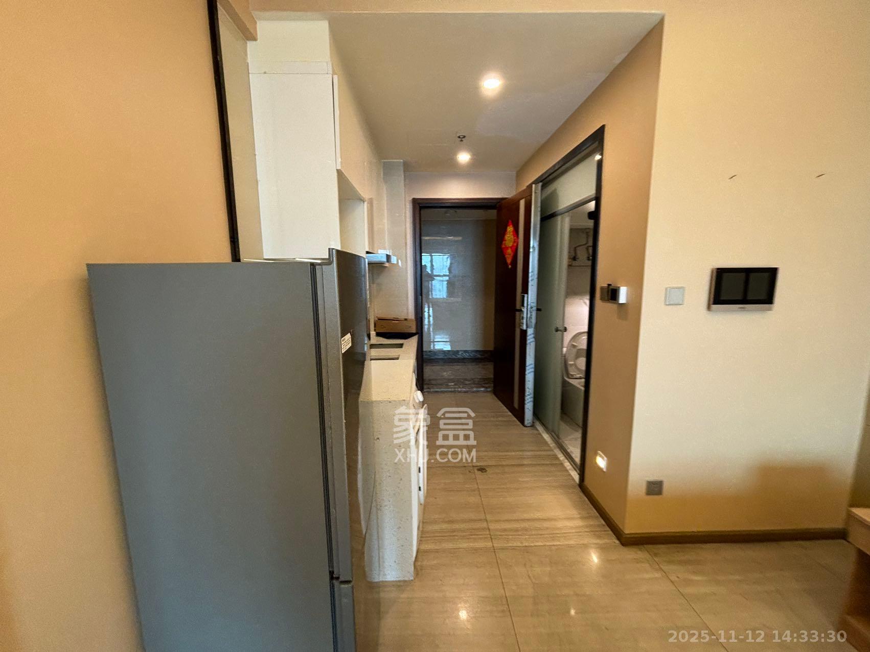 恒大誉府（融誉商业中心）  1室1厅1卫    1700.0元/月室内图