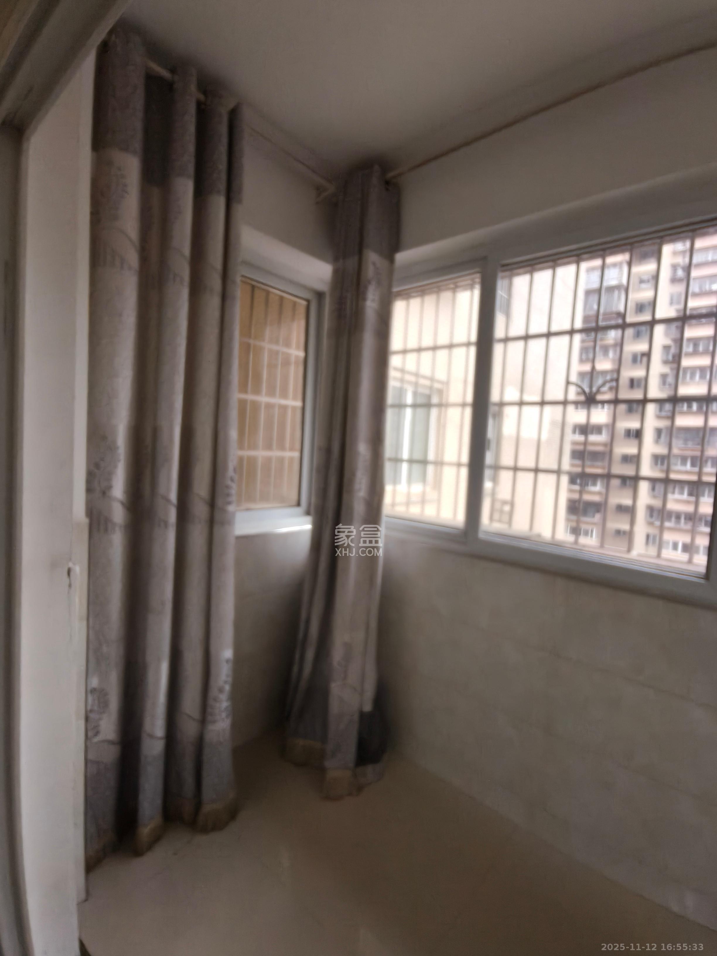 星城新宇黎锦苑  3室2厅1卫    1800.0元/月室内图