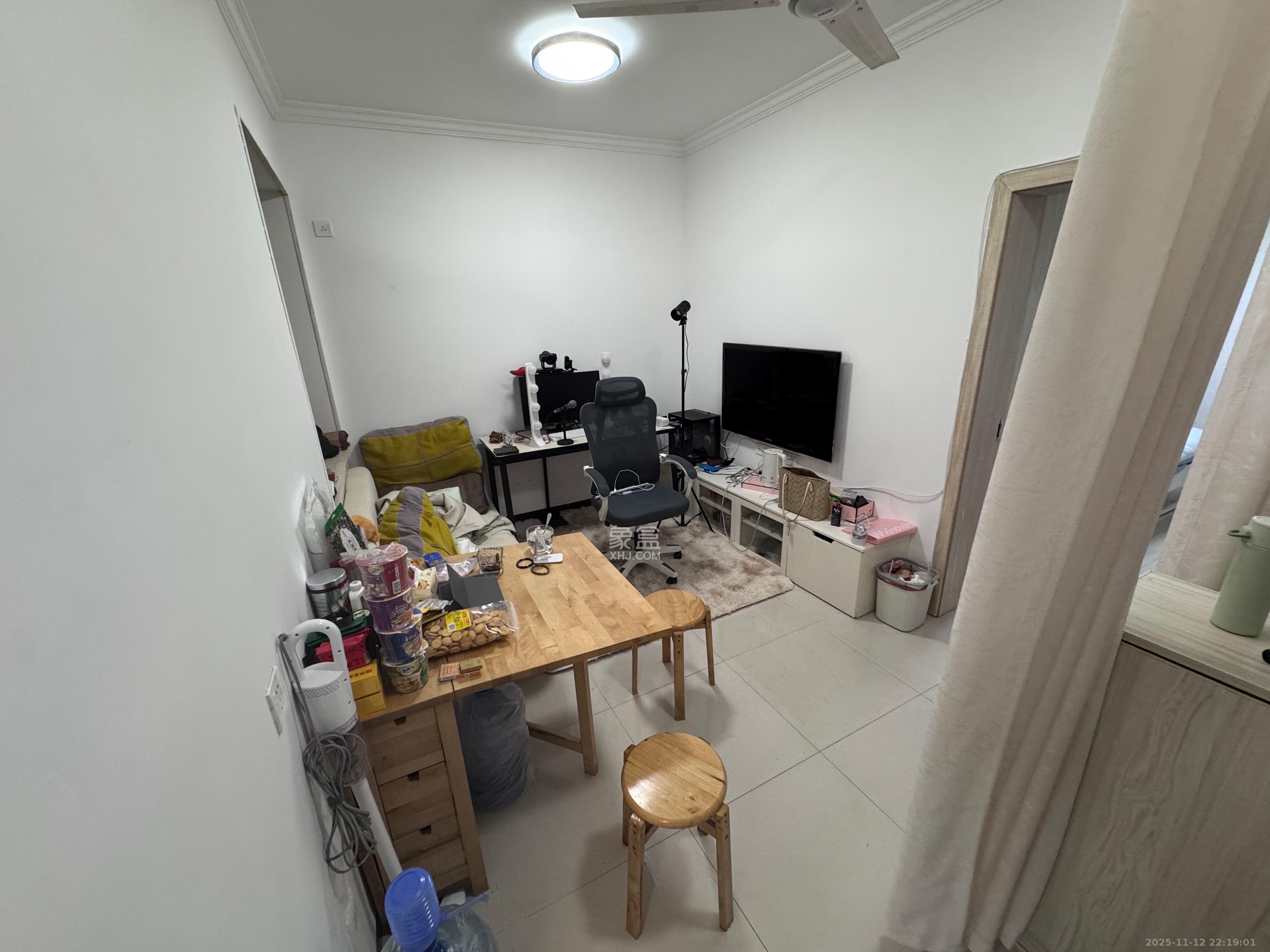 砂子塘社区 1室1厅1卫 1400.0元/月 砂子塘社区 1室1厅1卫 1400.0元/月室内图