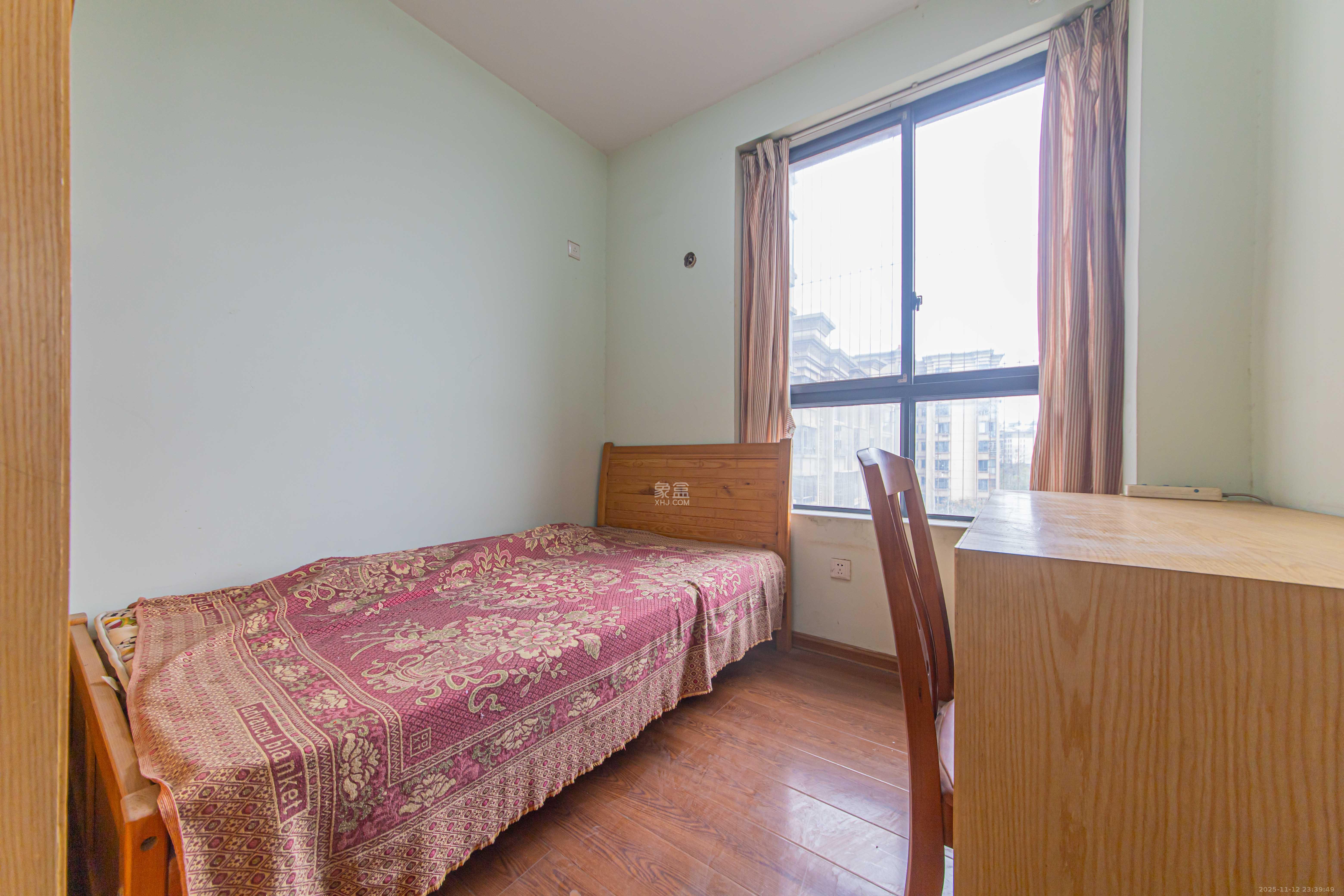 保利花园 3室2厅1卫 80.0万 保利花园 3室2厅1卫 80.0万卧室