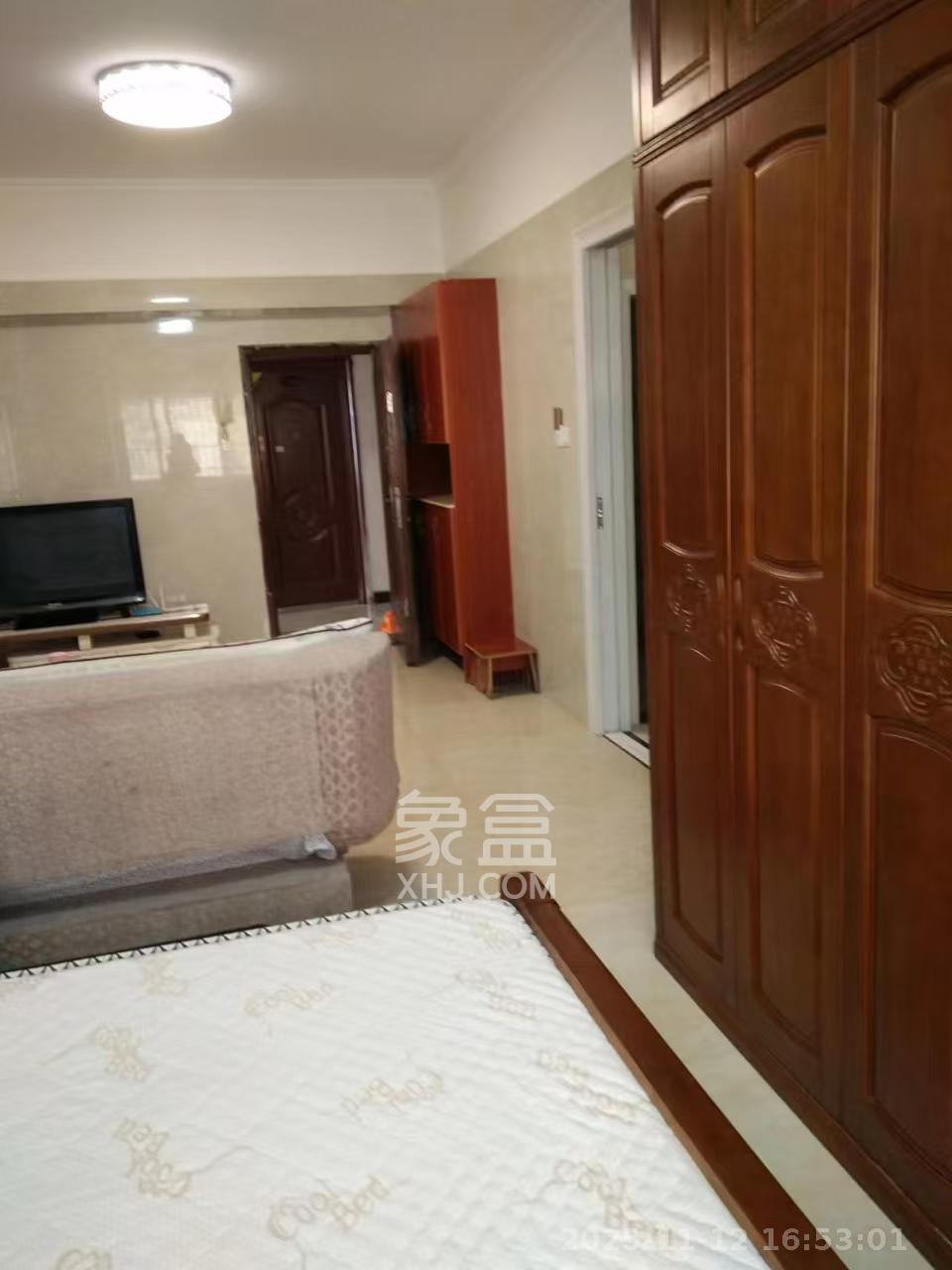 星城新宇颐景苑 1室2厅1卫 1550.0元/月 星城新宇颐景苑 1室2厅1卫 1550.0元/月室内图