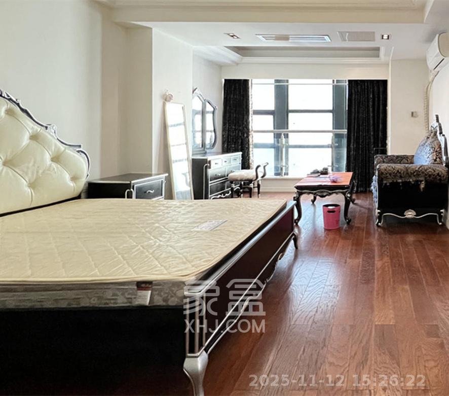 壹号公馆 1室1厅1卫 2000.0元/月 壹号公馆 1室1厅1卫 2000.0元/月室内图