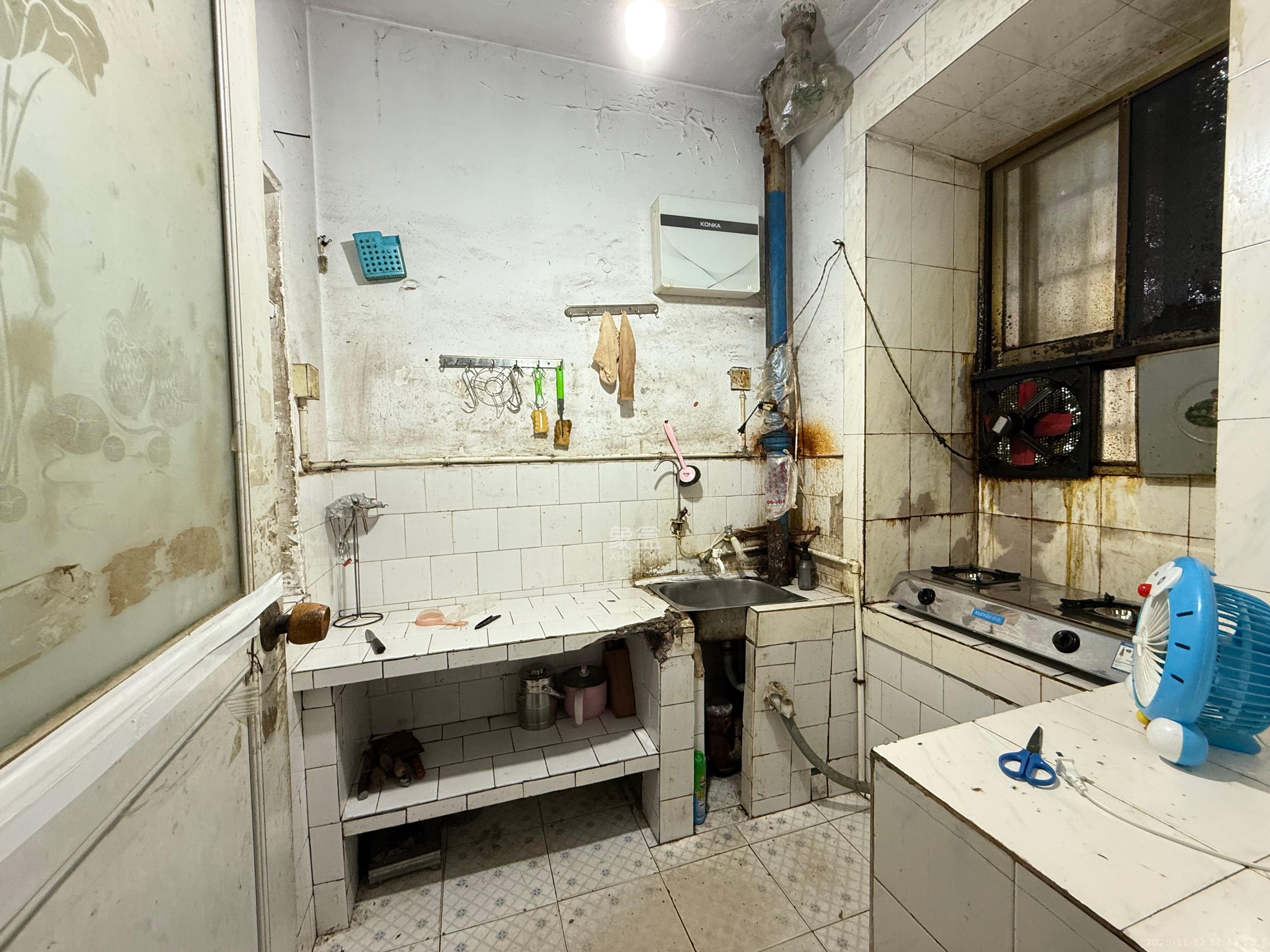 汽制宿舍  2室2厅1卫    1200.0元/月室内图