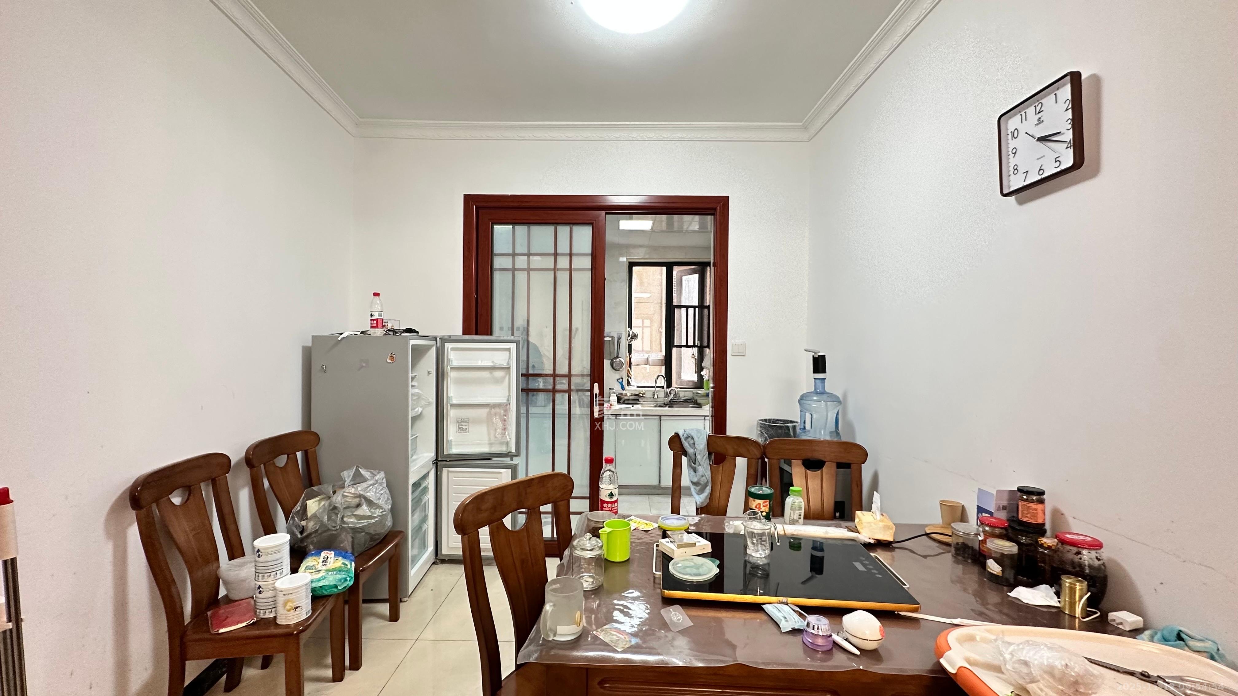 勤诚达境界城  4室2厅2卫    2200.0元/月