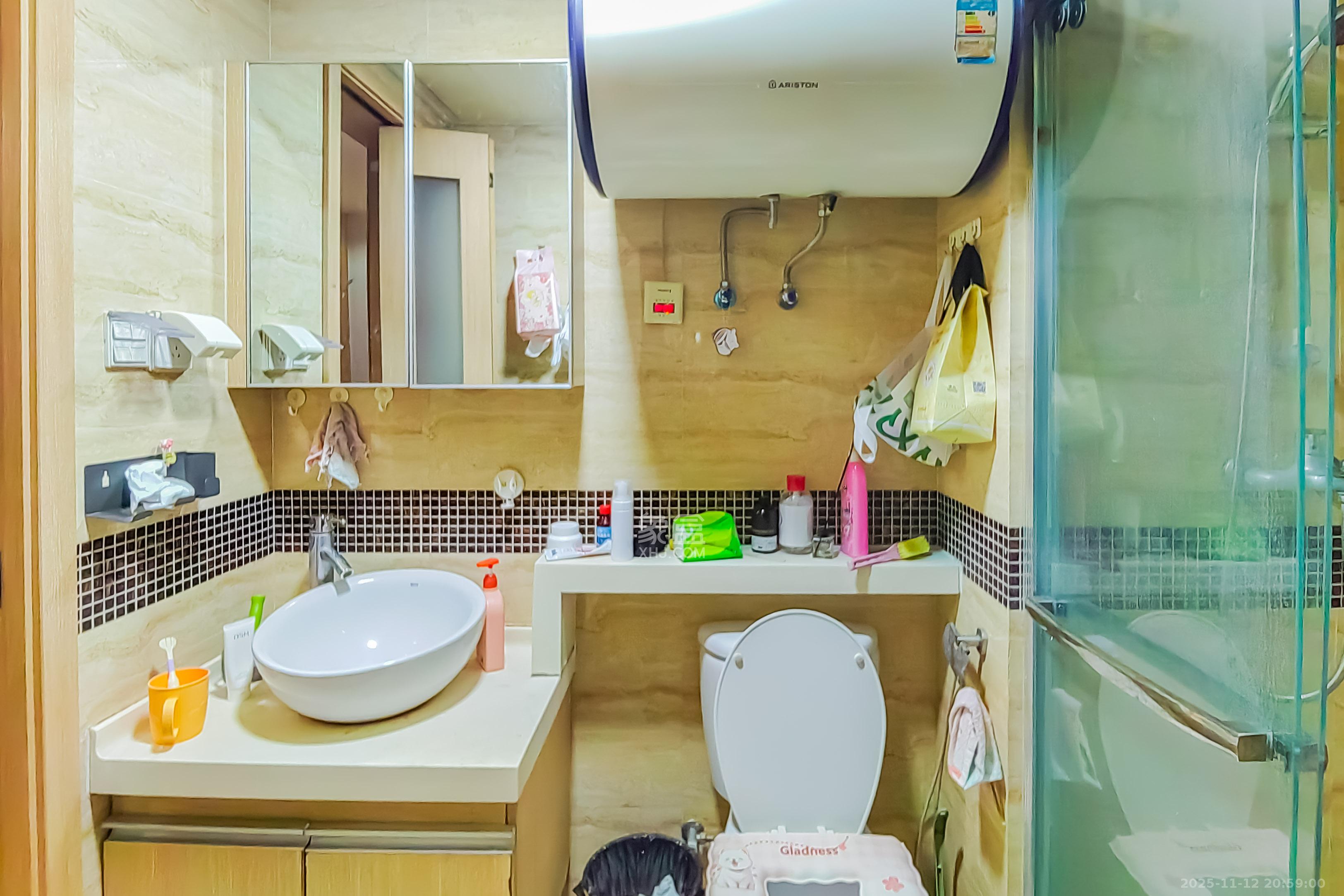 万科金域华府一期  2室1厅1卫    59.0万其他