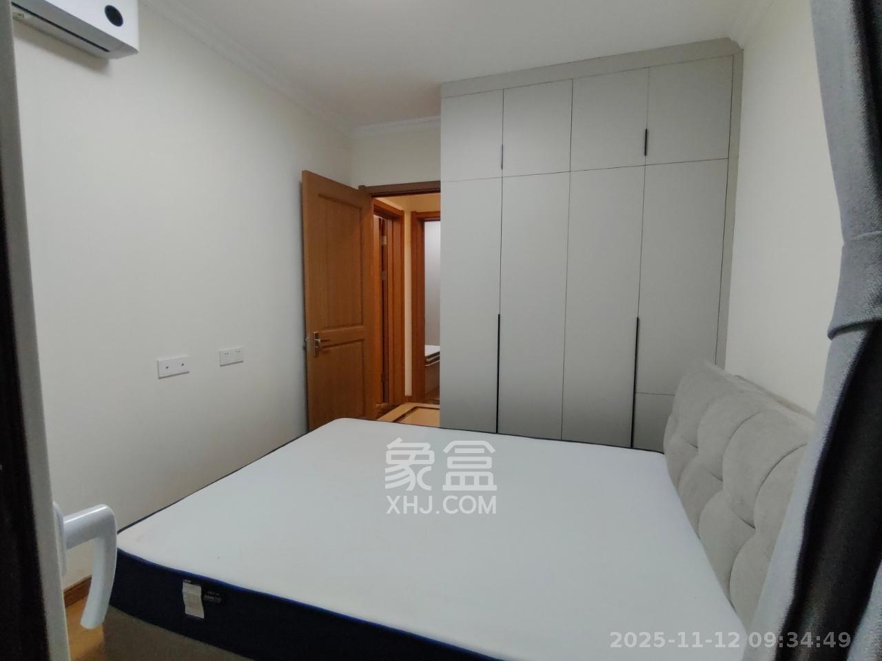 金科集美天辰  3室2厅1卫    2300.0元/月室内图