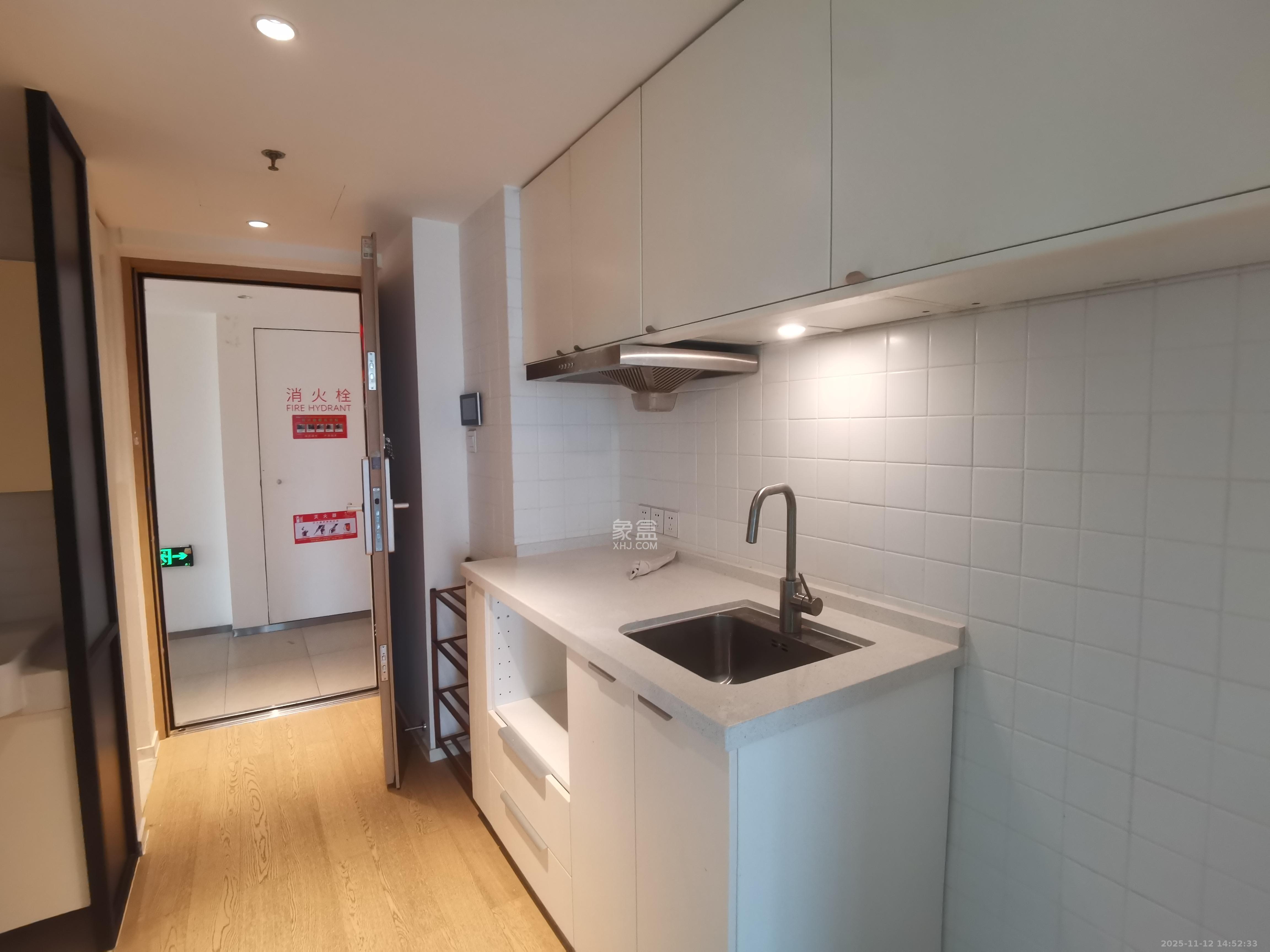 荟聚之光  1室1厅1卫    2100.0元/月室内图