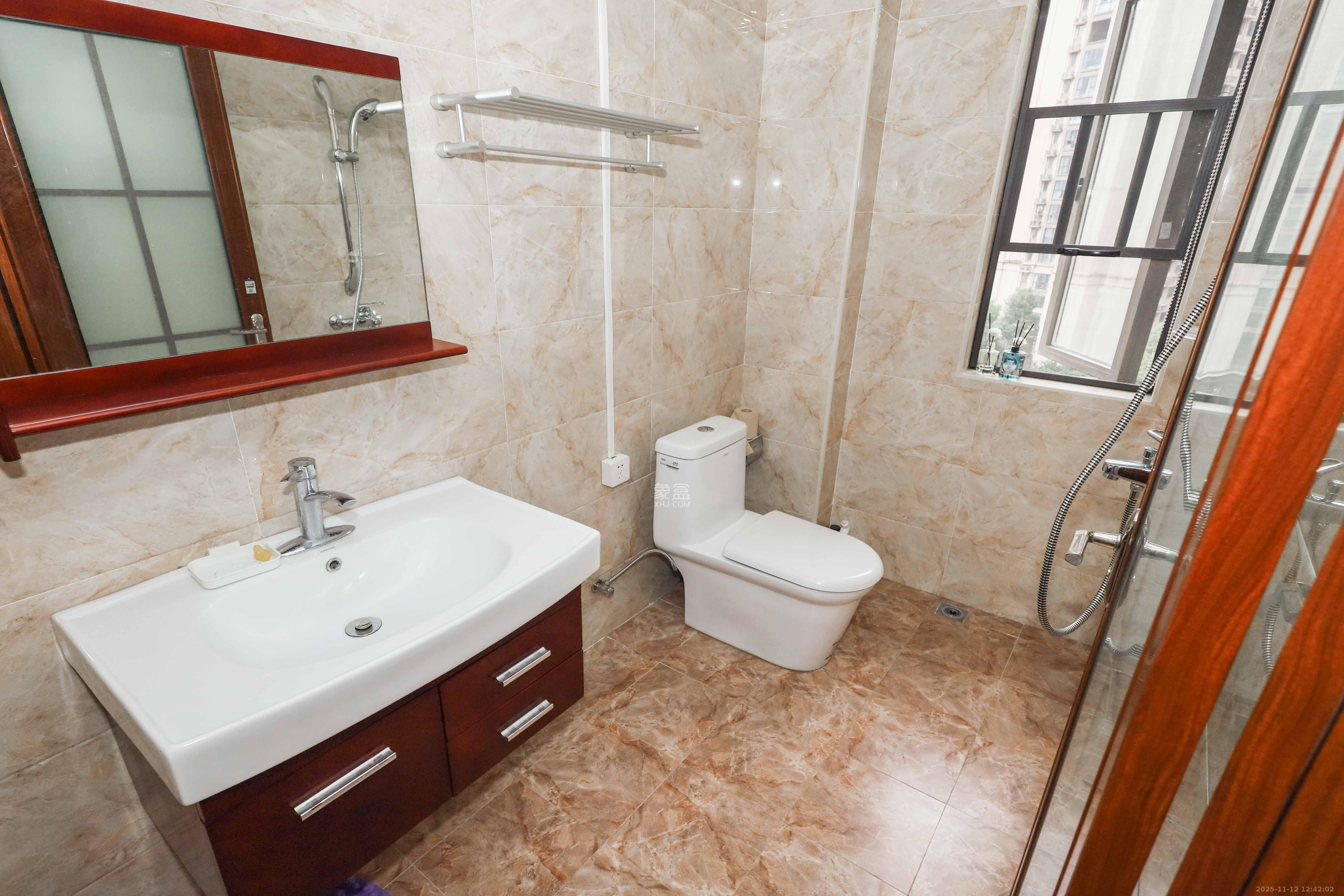 梅溪湖合能璞丽 3室2厅1卫 120.0万 梅溪湖合能璞丽 3室2厅1卫 120.0万卫生间