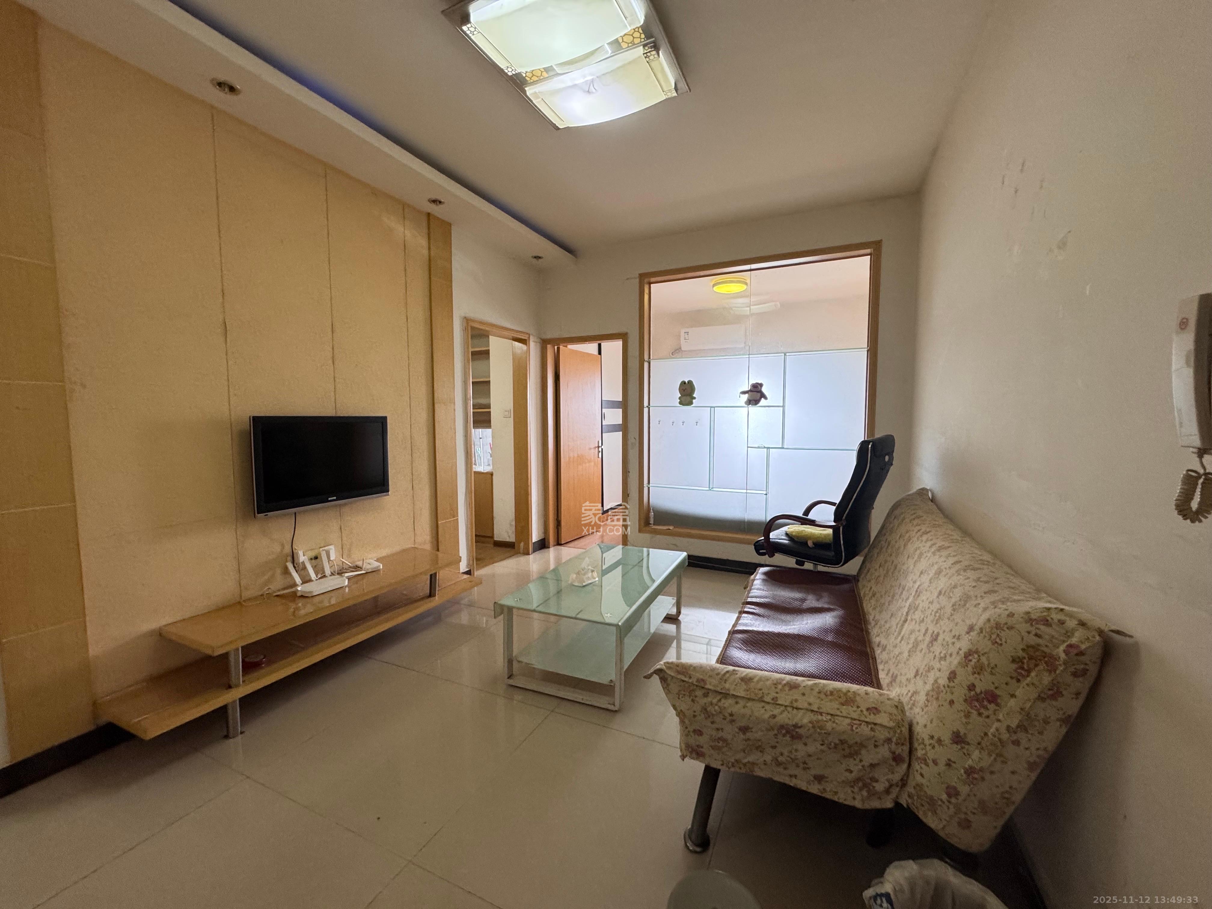 红区抽屉 1室1厅1卫 1550.0元/月 红区抽屉 1室1厅1卫 1550.0元/月室内图