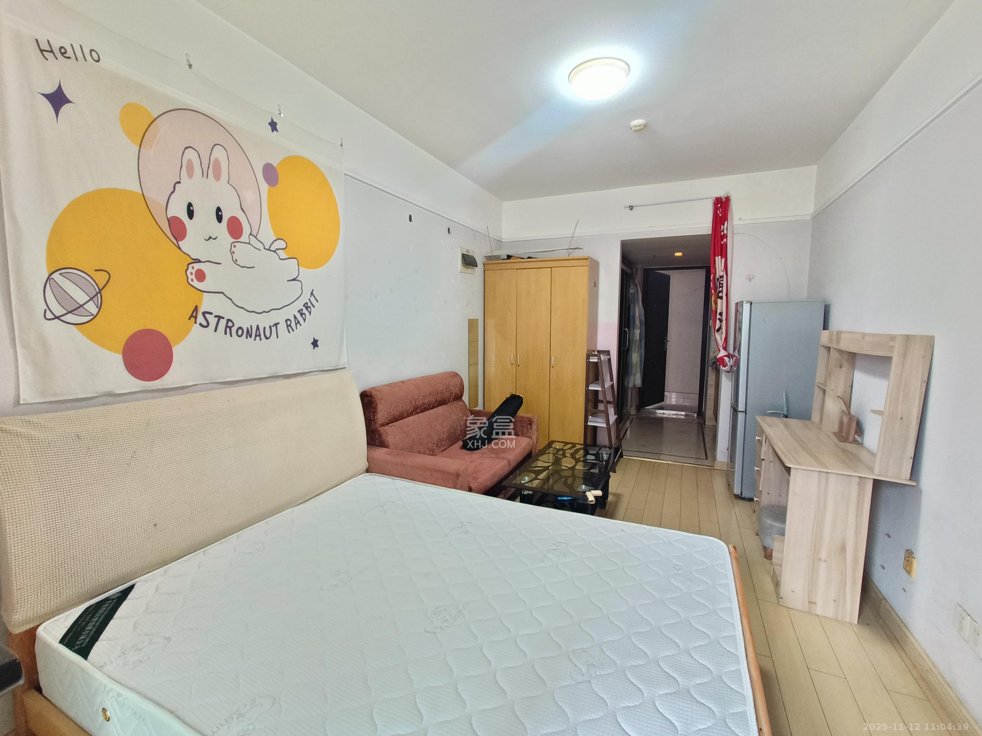 万科城 1室1厅1卫 1300.0元/月 万科城 1室1厅1卫 1300.0元/月室内图