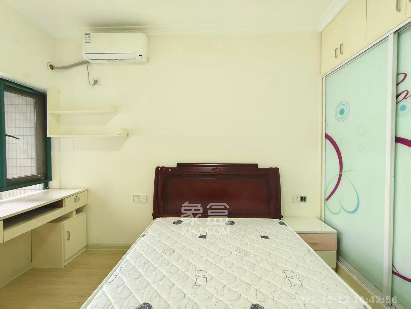 凯乐湘园  2室2厅1卫    2400.0元/月室内图