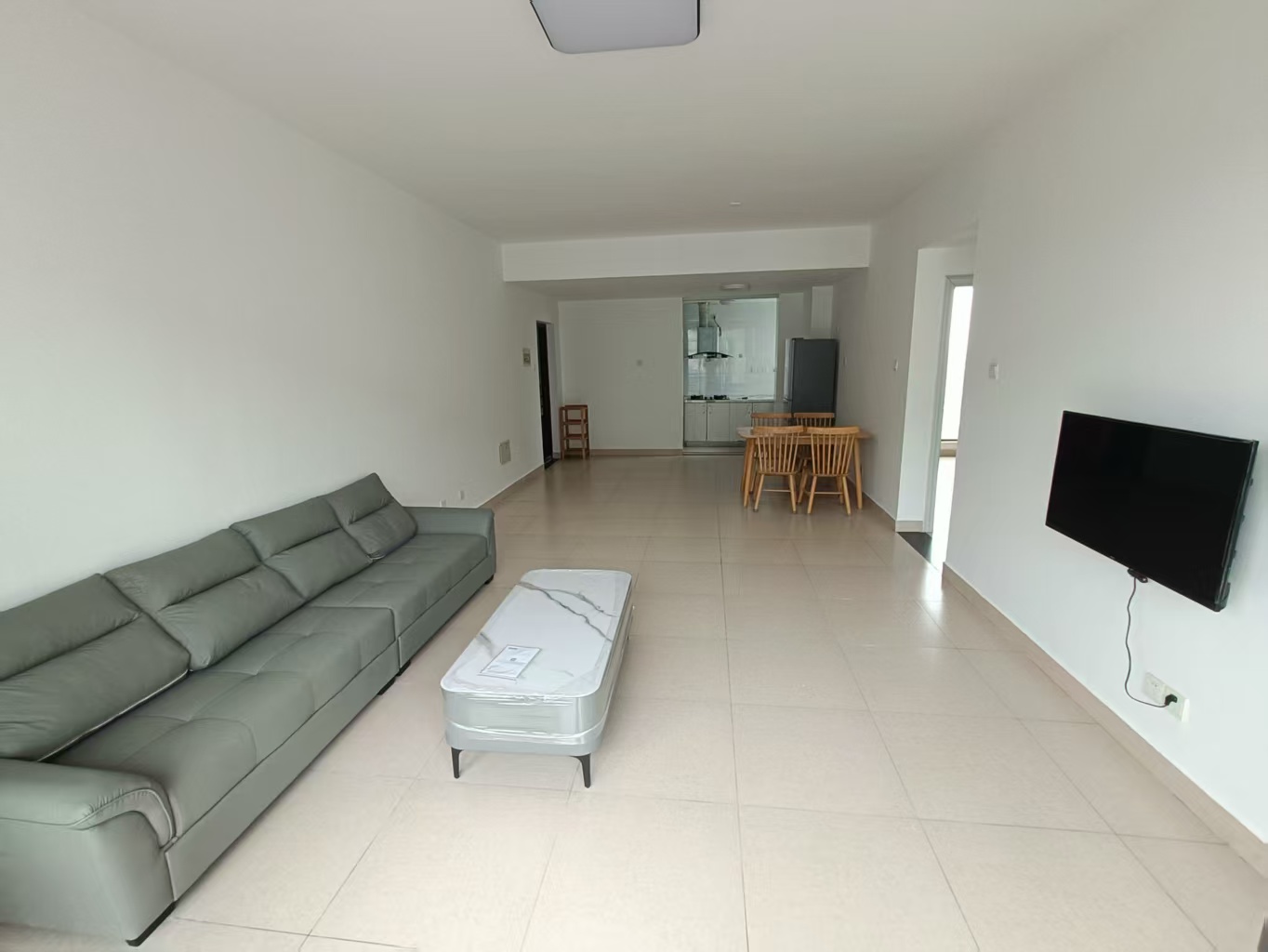 菩提树 2室2厅1卫 2200.0元/月 菩提树 2室2厅1卫 2200.0元/月室内图