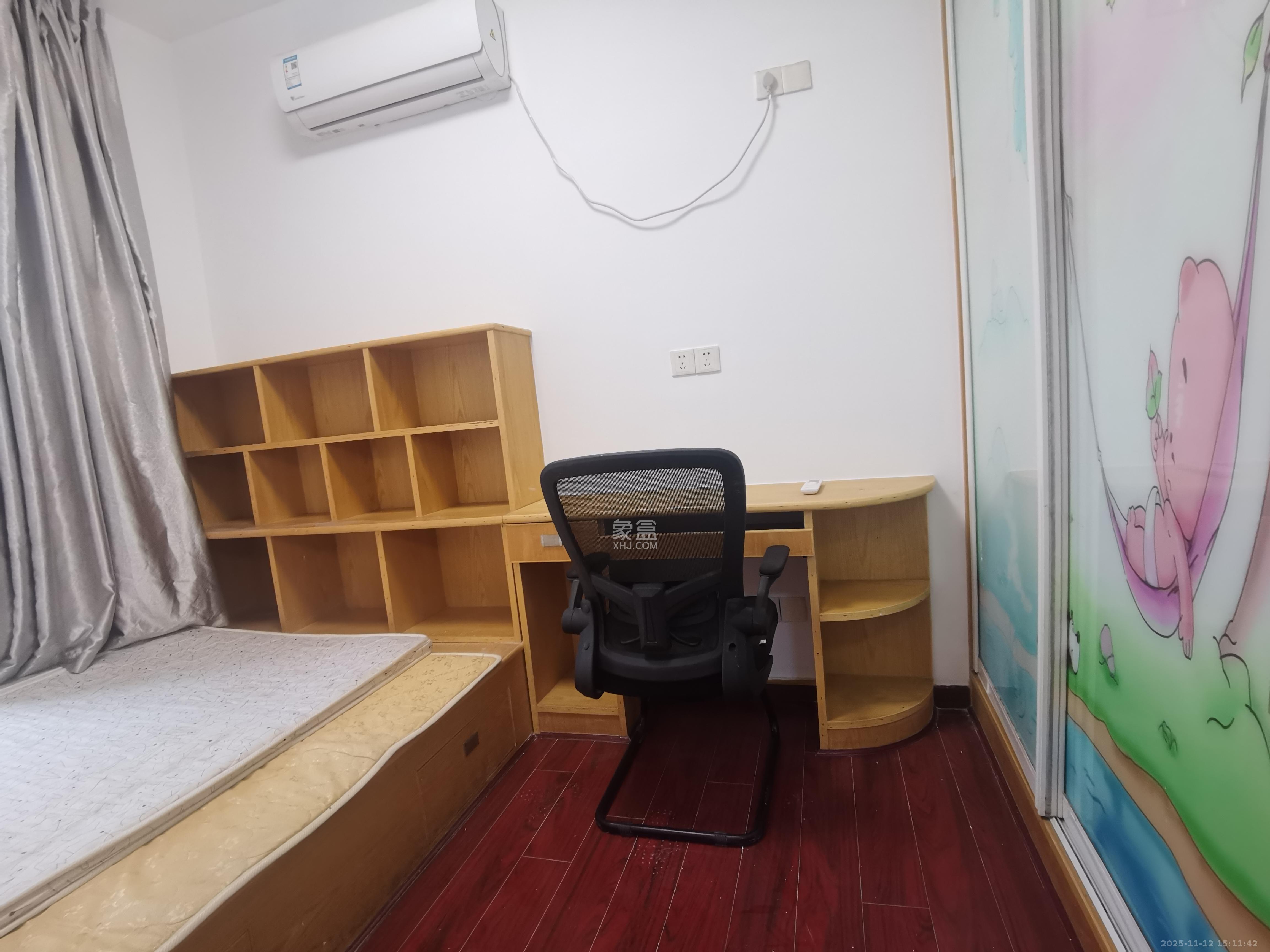 恒基凯旋门一二期 1室2厅1卫 2000.0元/月 恒基凯旋门一二期 1室2厅1卫 2000.0元/月室内图